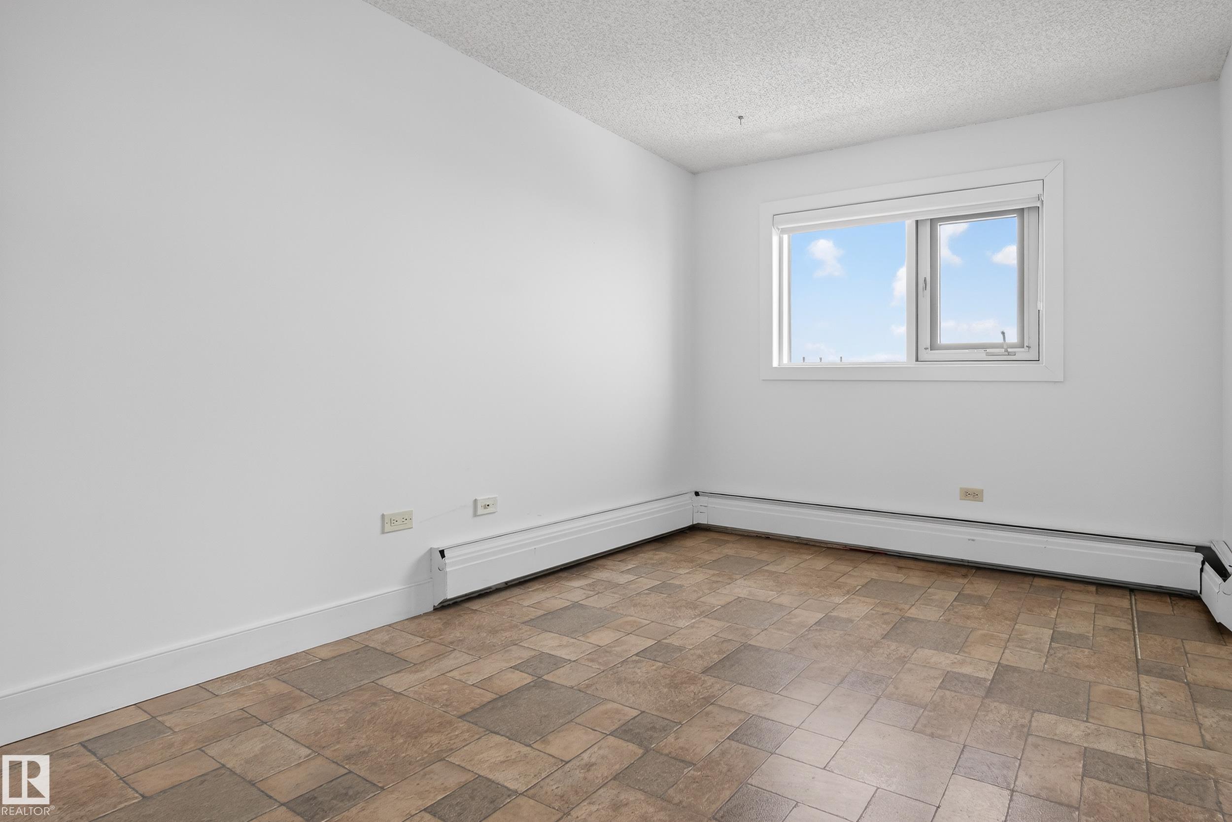 Photo 32 at 1901 - 10011 123 Street NW, Wîhkwêntôwin, Edmonton