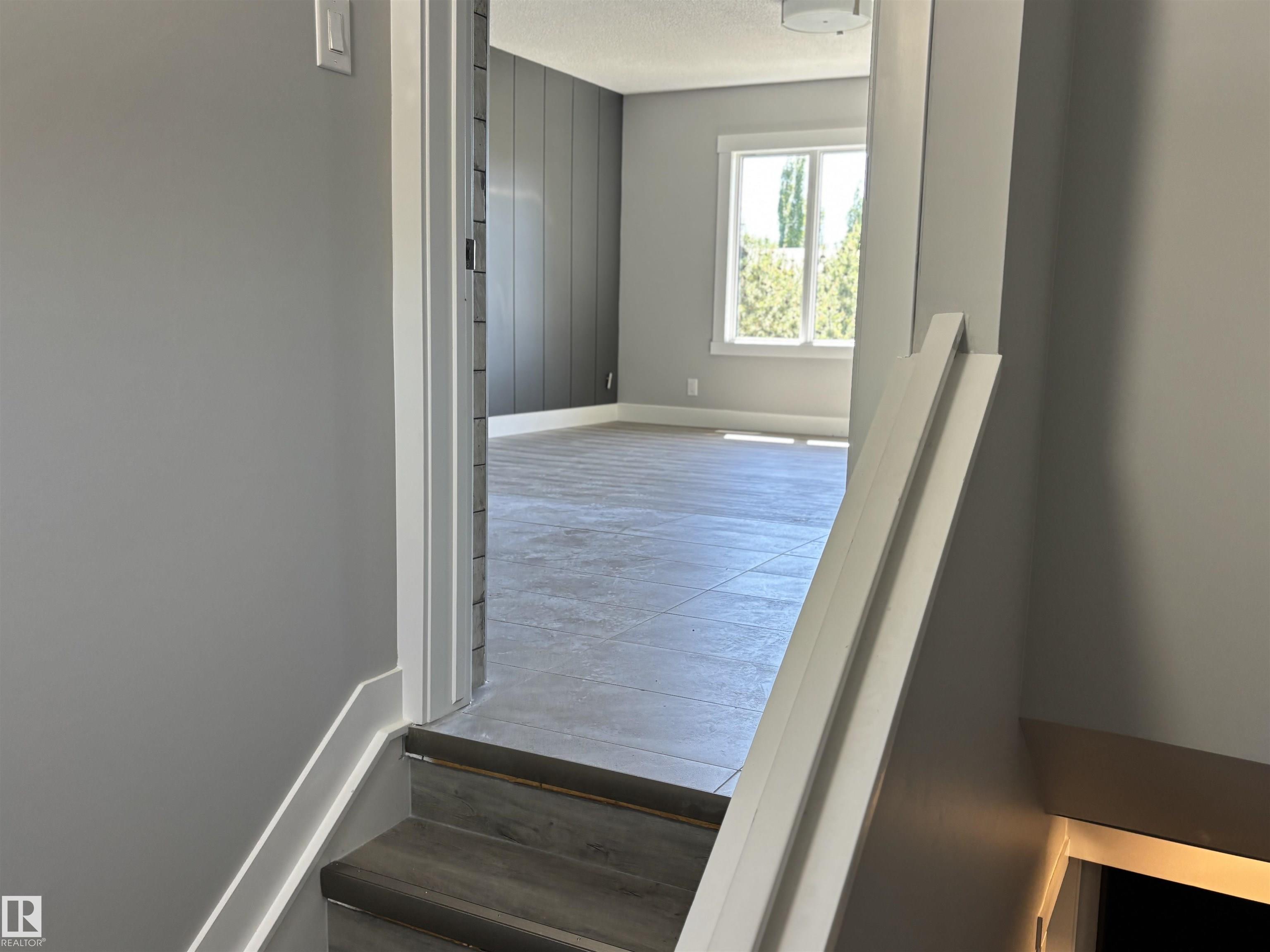 Photo 14 at 8028 134a Avenue NW, Delwood, Edmonton