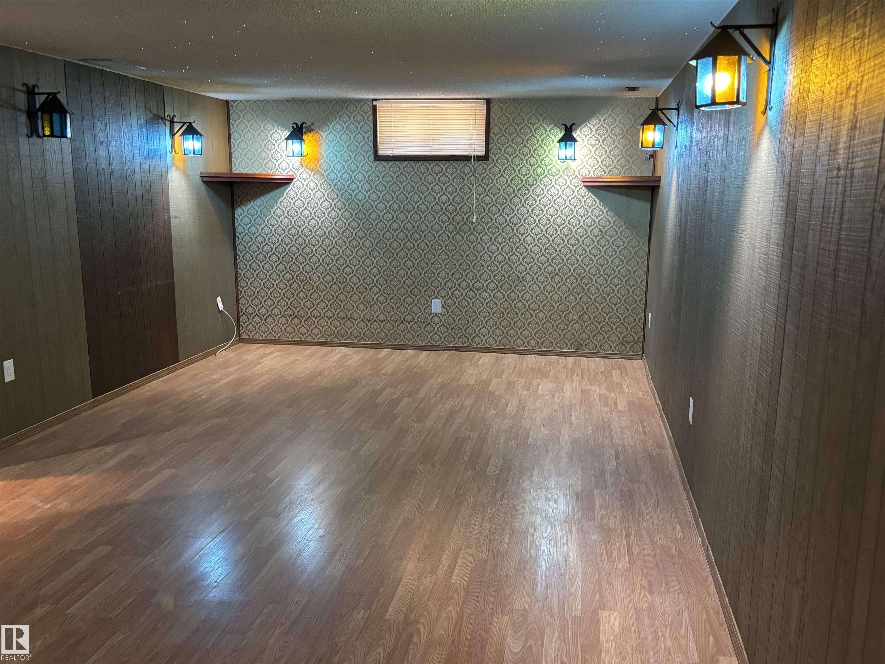 Photo 17 at 8028 134a Avenue NW, Delwood, Edmonton