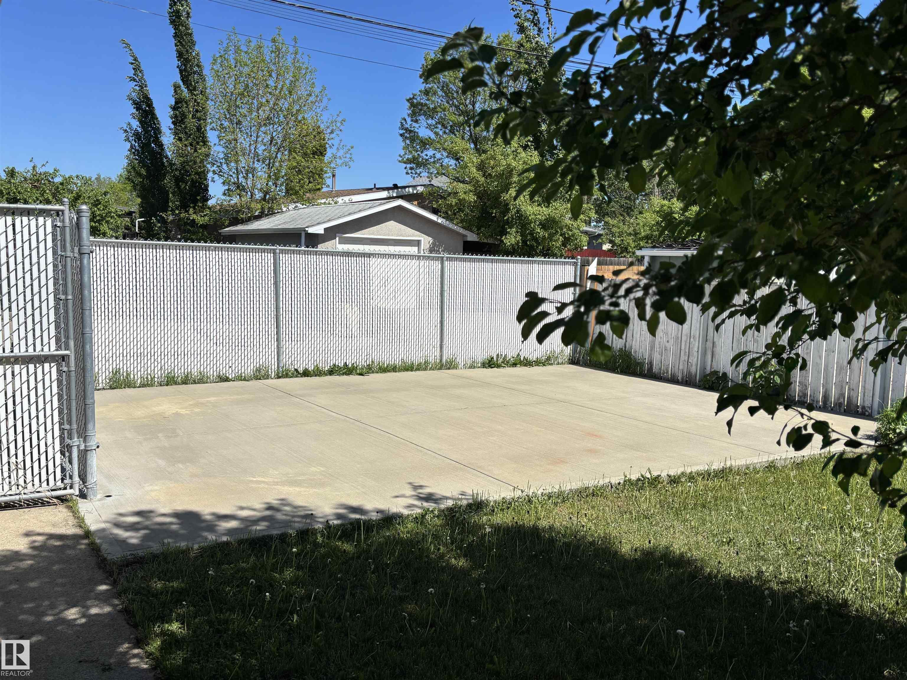 Photo 23 at 8028 134a Avenue NW, Delwood, Edmonton