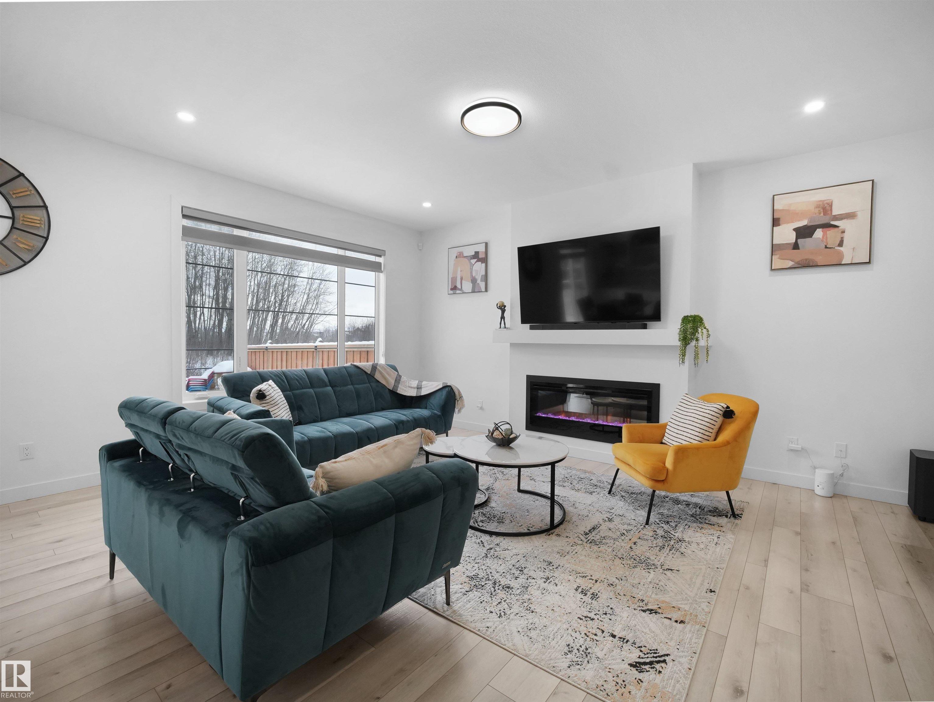 Photo 19 at 949 Stillwater Boulevard NW, Stillwater, Edmonton