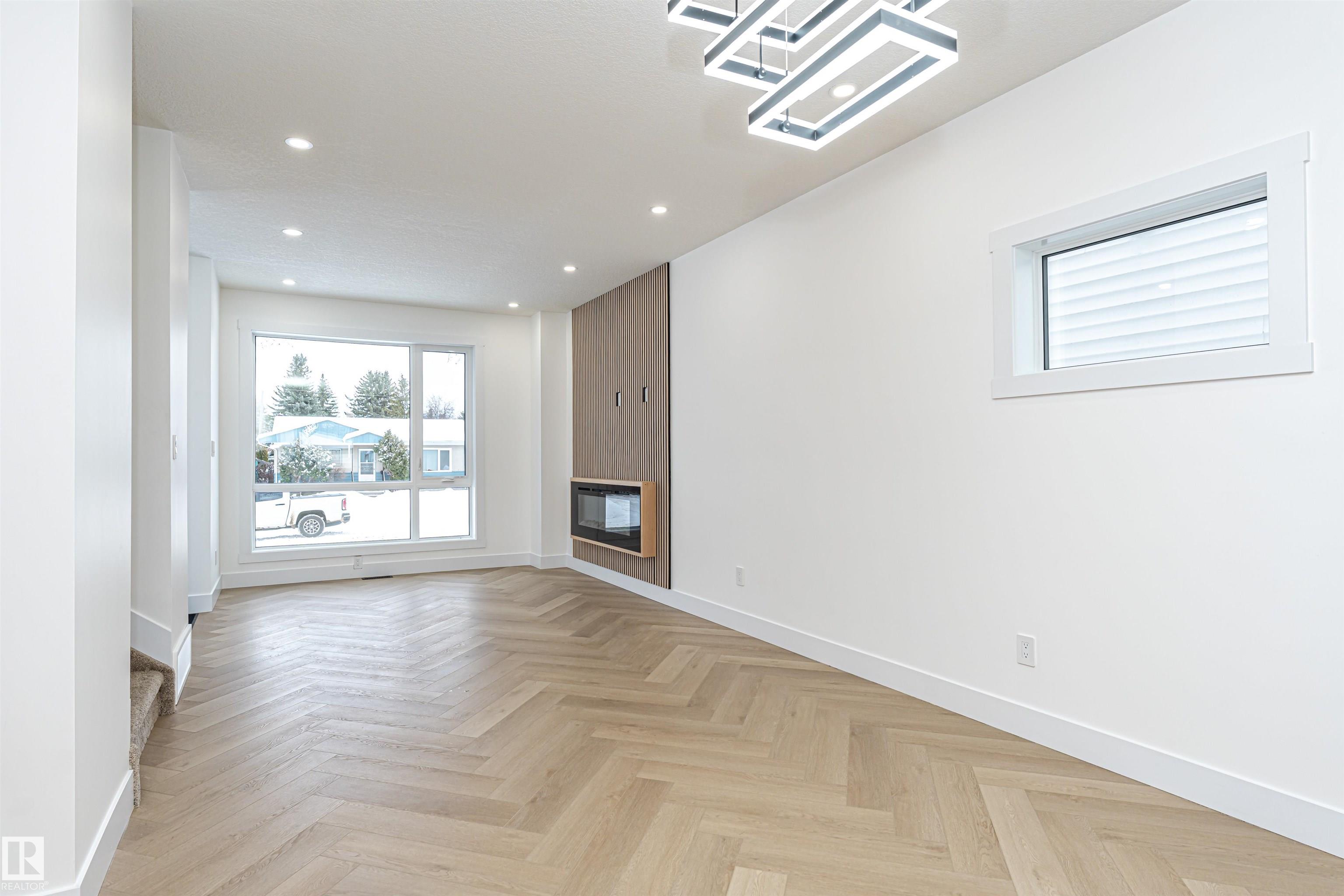 Photo 25 at 9624 86 Street NW, Strathearn, Edmonton