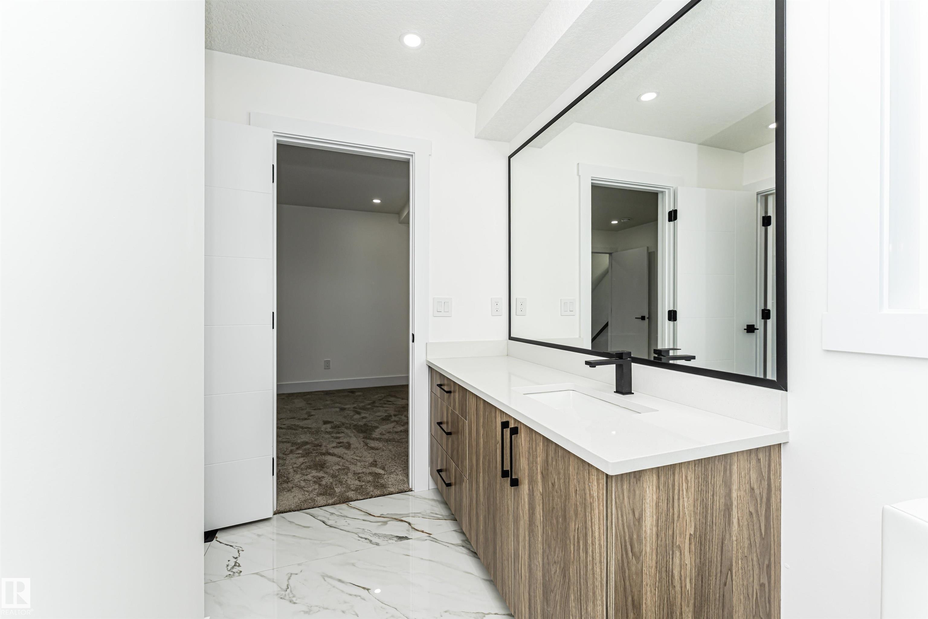 Photo 42 at 9624 86 Street NW, Strathearn, Edmonton