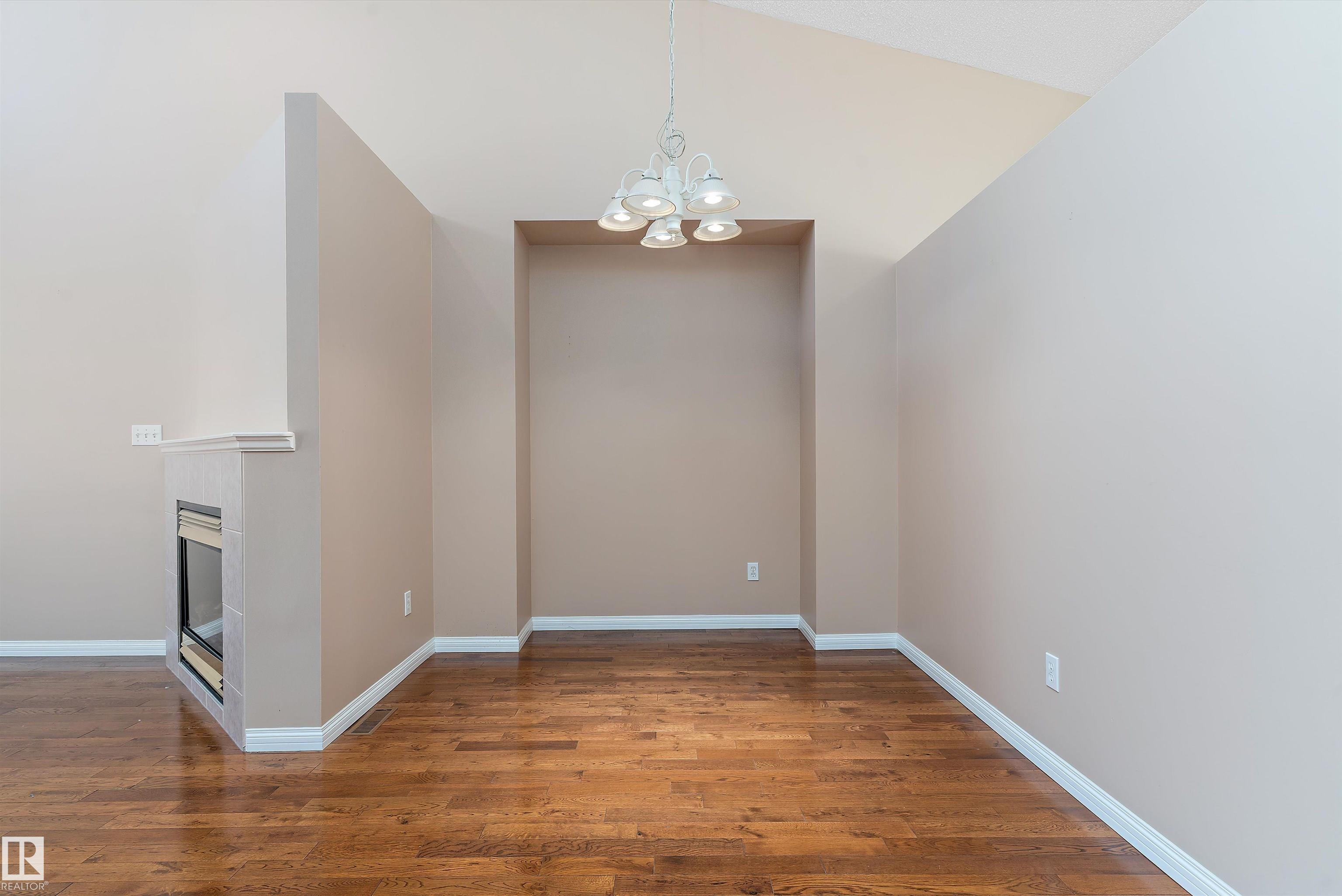 Photo 9 at 15028 128 Street NW, Cumberland, Edmonton