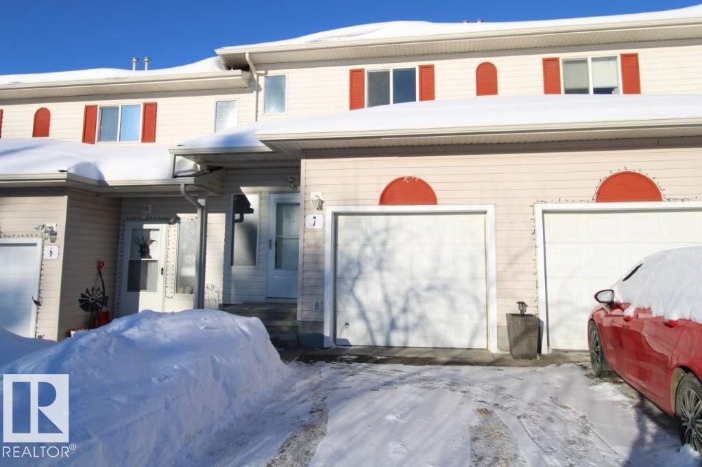 Photo 21 at 7 - 451 Hyndman Crescent NW, Canon Ridge, Edmonton