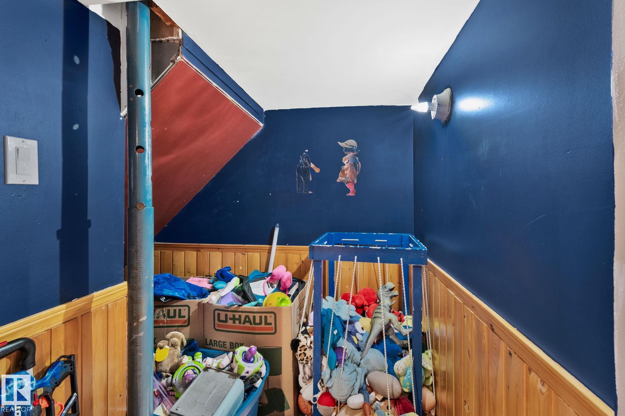 Photo 43 at 21 Lundy Park Road, Forest Green, Stony Plain