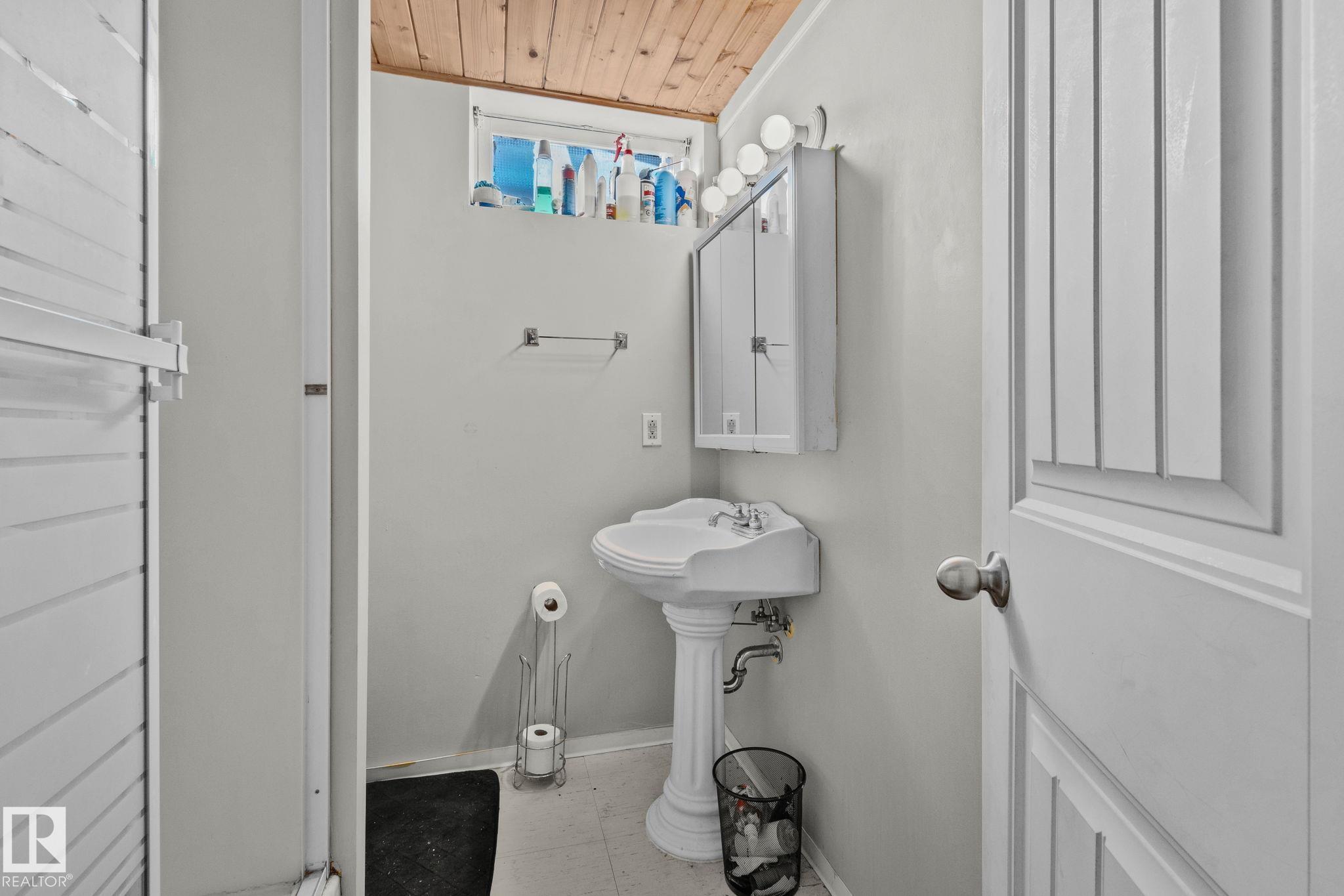 Photo 45 at 21 Lundy Park Road, Forest Green, Stony Plain