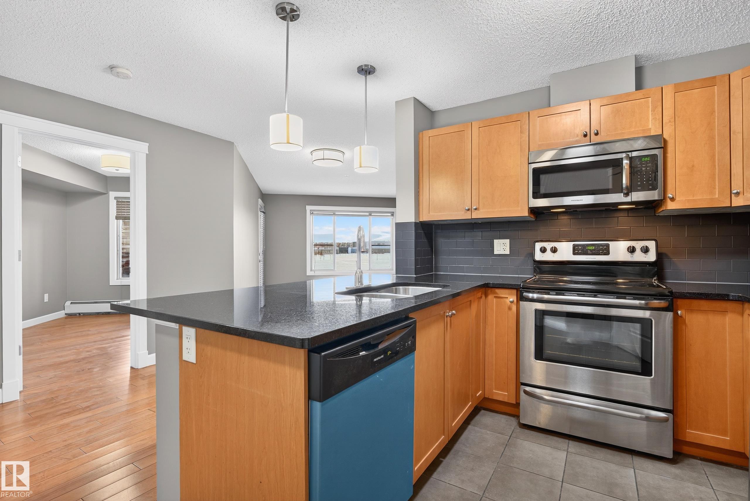 311 - 3719 Whitelaw Lane NW, Windermere, Edmonton