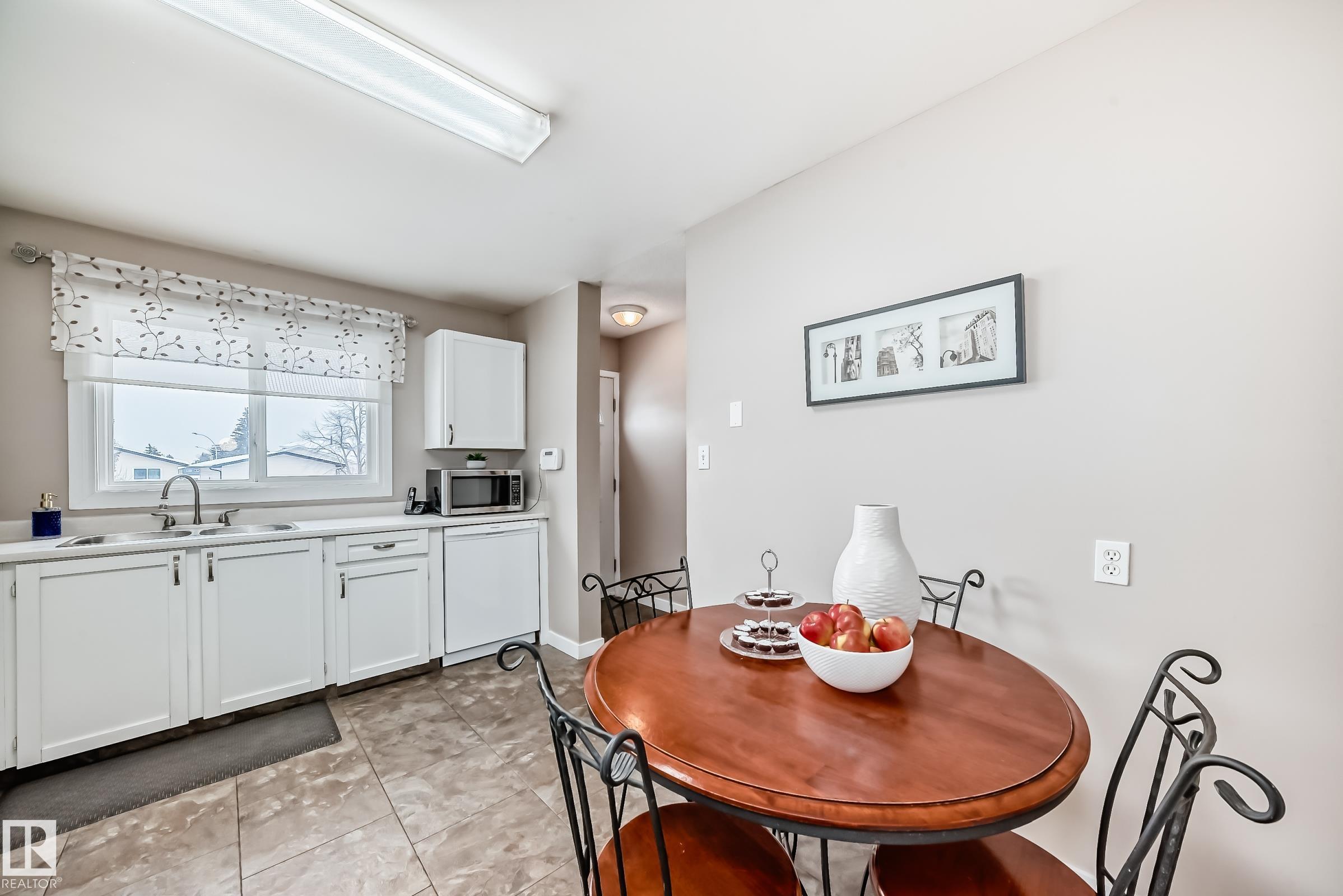 Photo 7 at 16413 115 Street NW, Dunluce, Edmonton