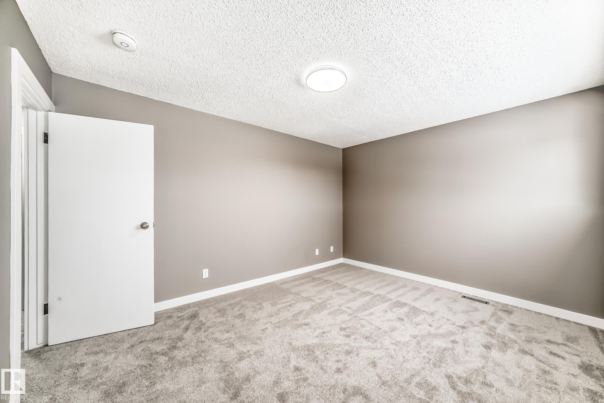 Photo 16 at 275 Grandin Village, Grandin, St. Albert