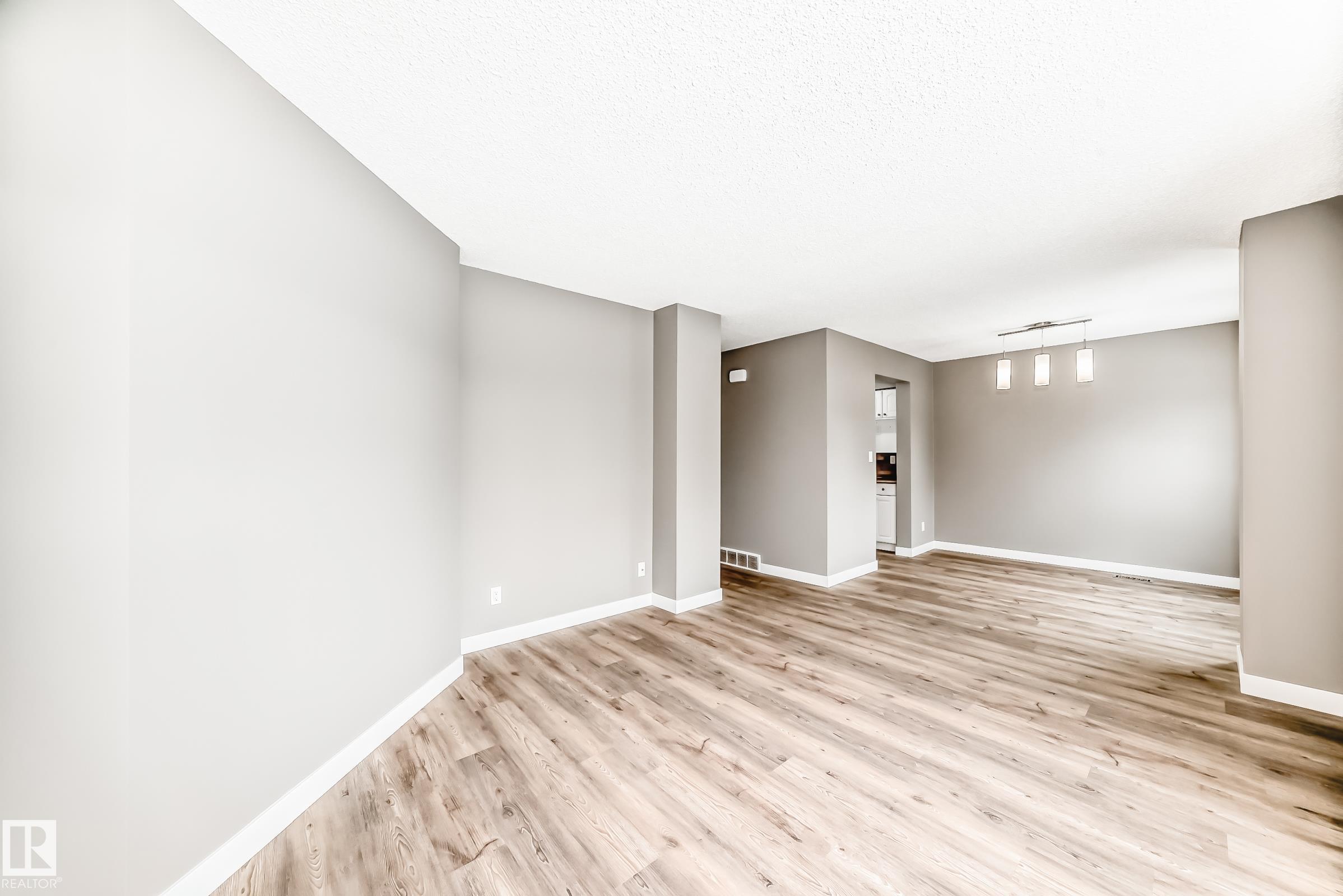 Photo 10 at 275 Grandin Village, Grandin, St. Albert