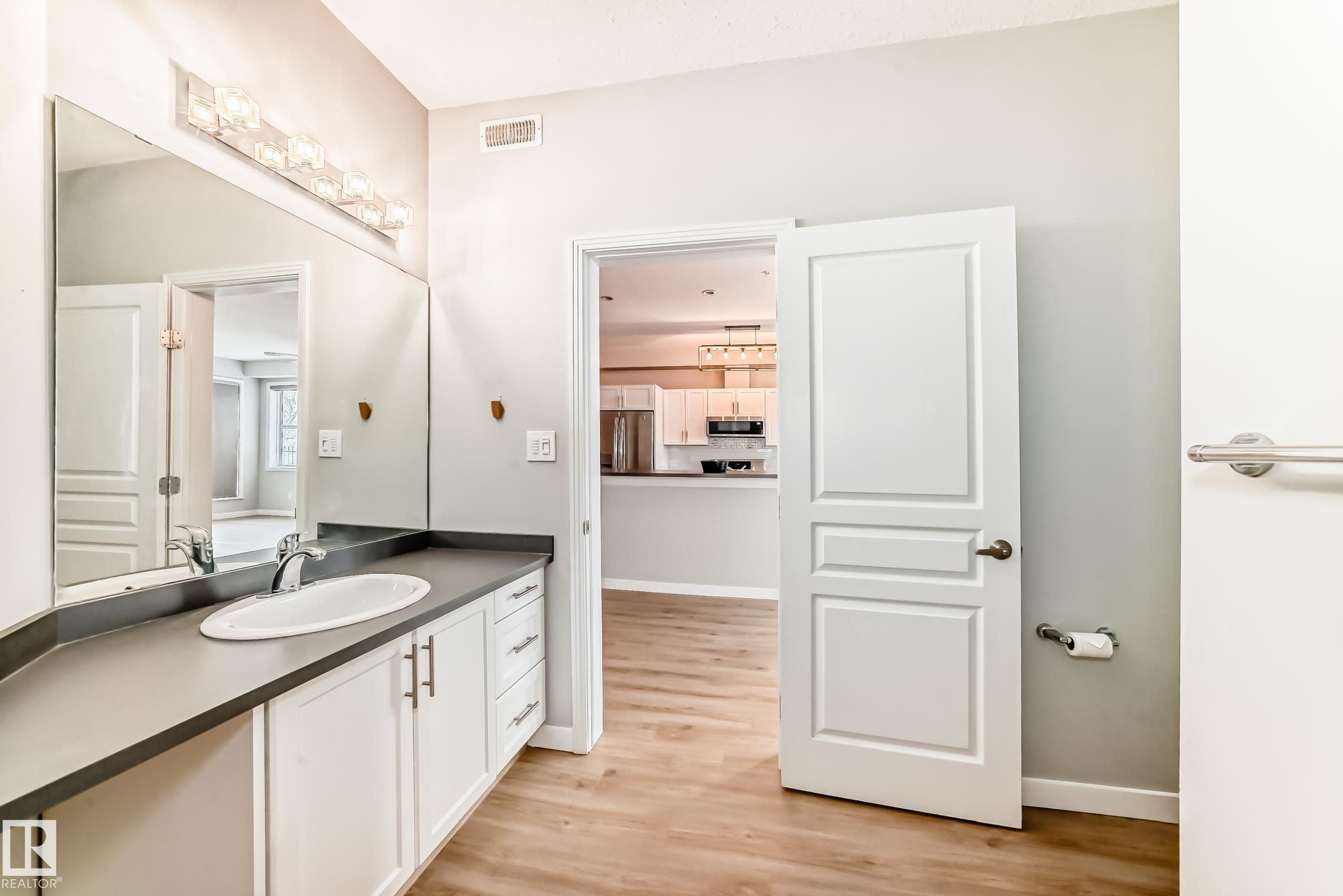 Photo 27 at 115 - 9507 101 Avenue NW, Riverdale, Edmonton