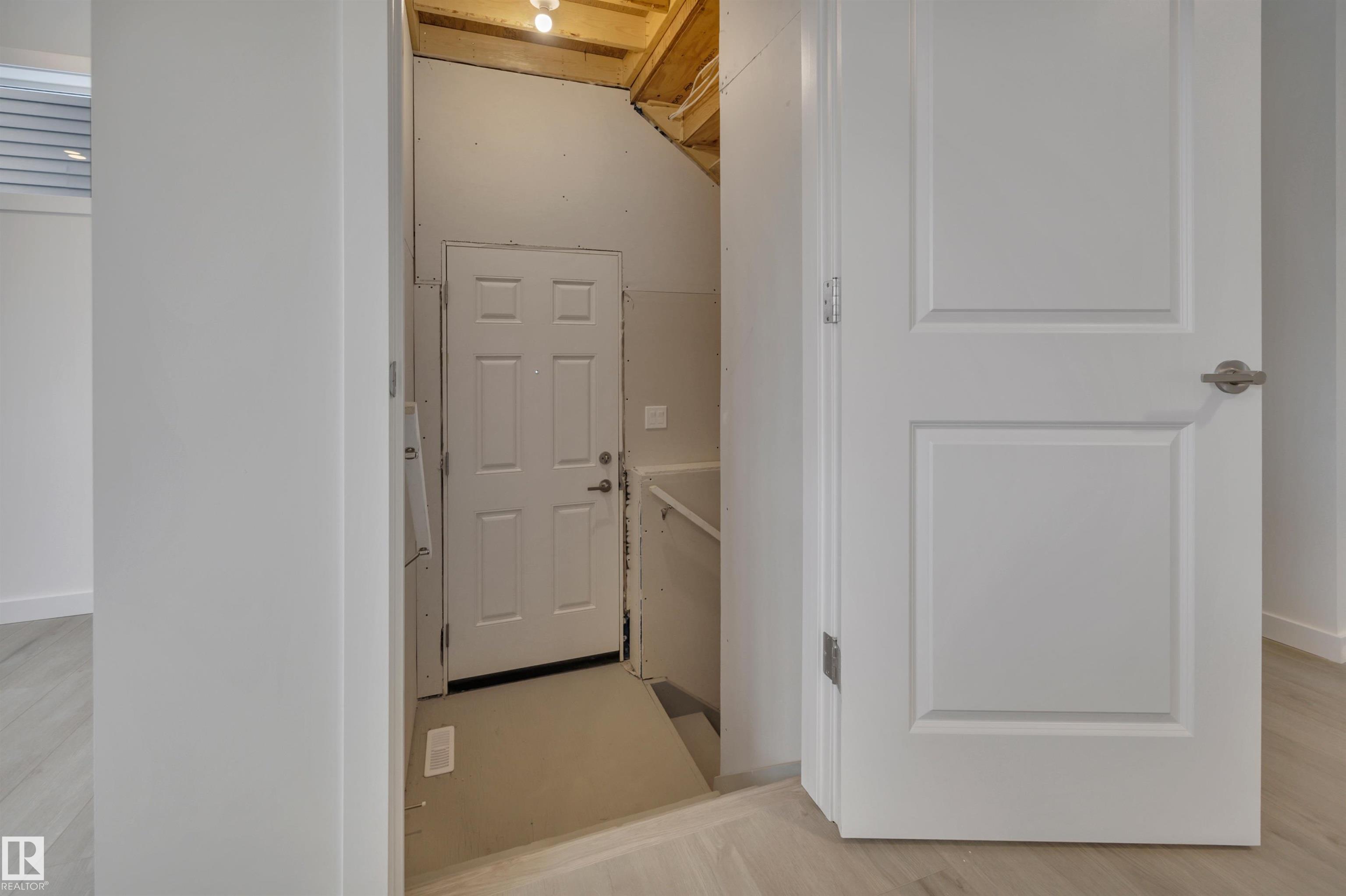 Photo 35 at 8931 Elves Loop NW, Edgemont, Edmonton