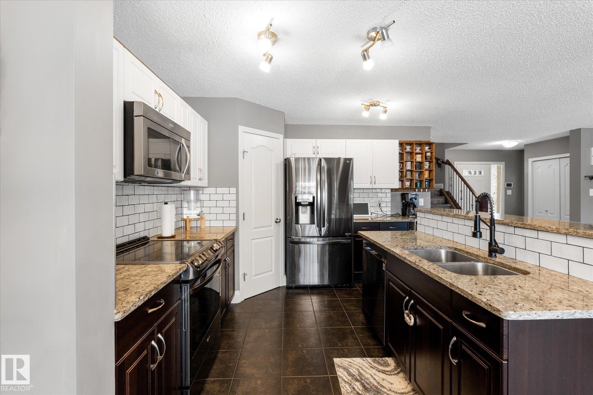 Photo 22 at 5 South Creek point(e), South Creek, Stony Plain