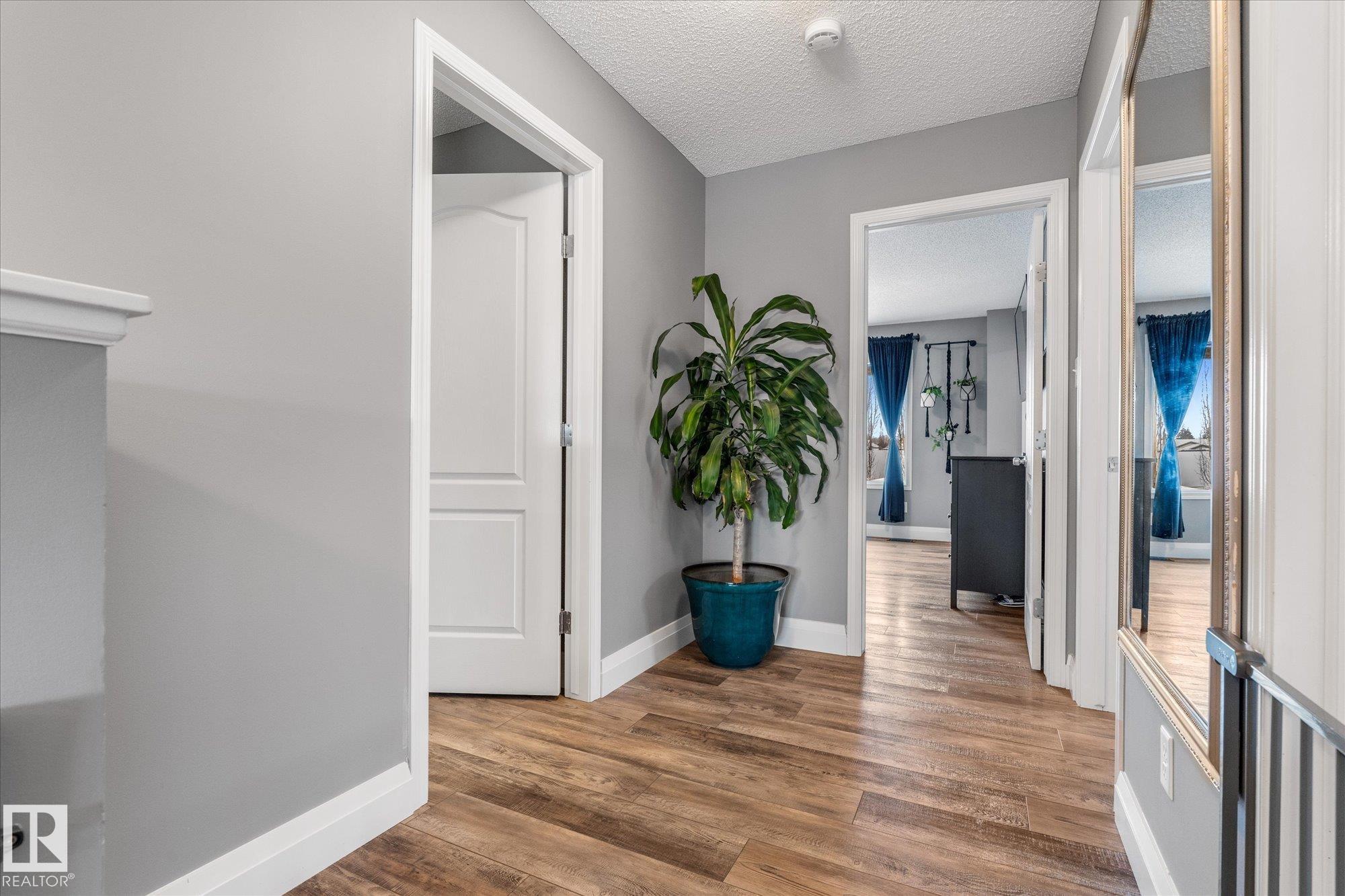 Photo 40 at 5 South Creek point(e), South Creek, Stony Plain