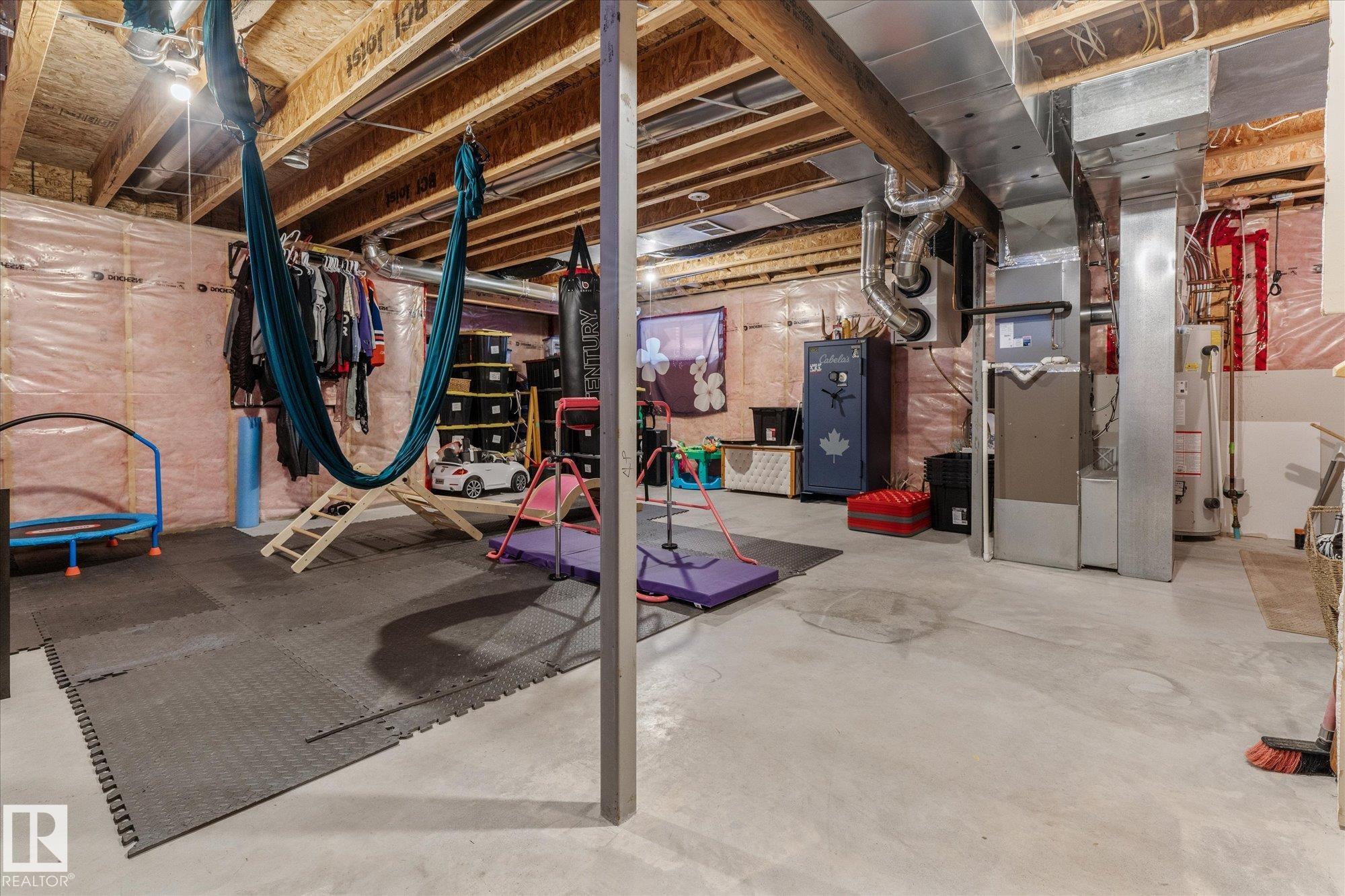 Photo 47 at 5 South Creek point(e), South Creek, Stony Plain