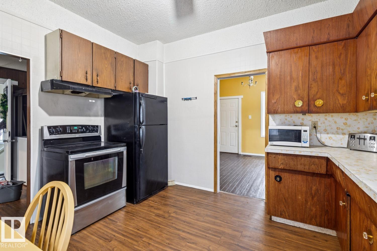 12116 48 Street NW, Beacon Heights, Edmonton