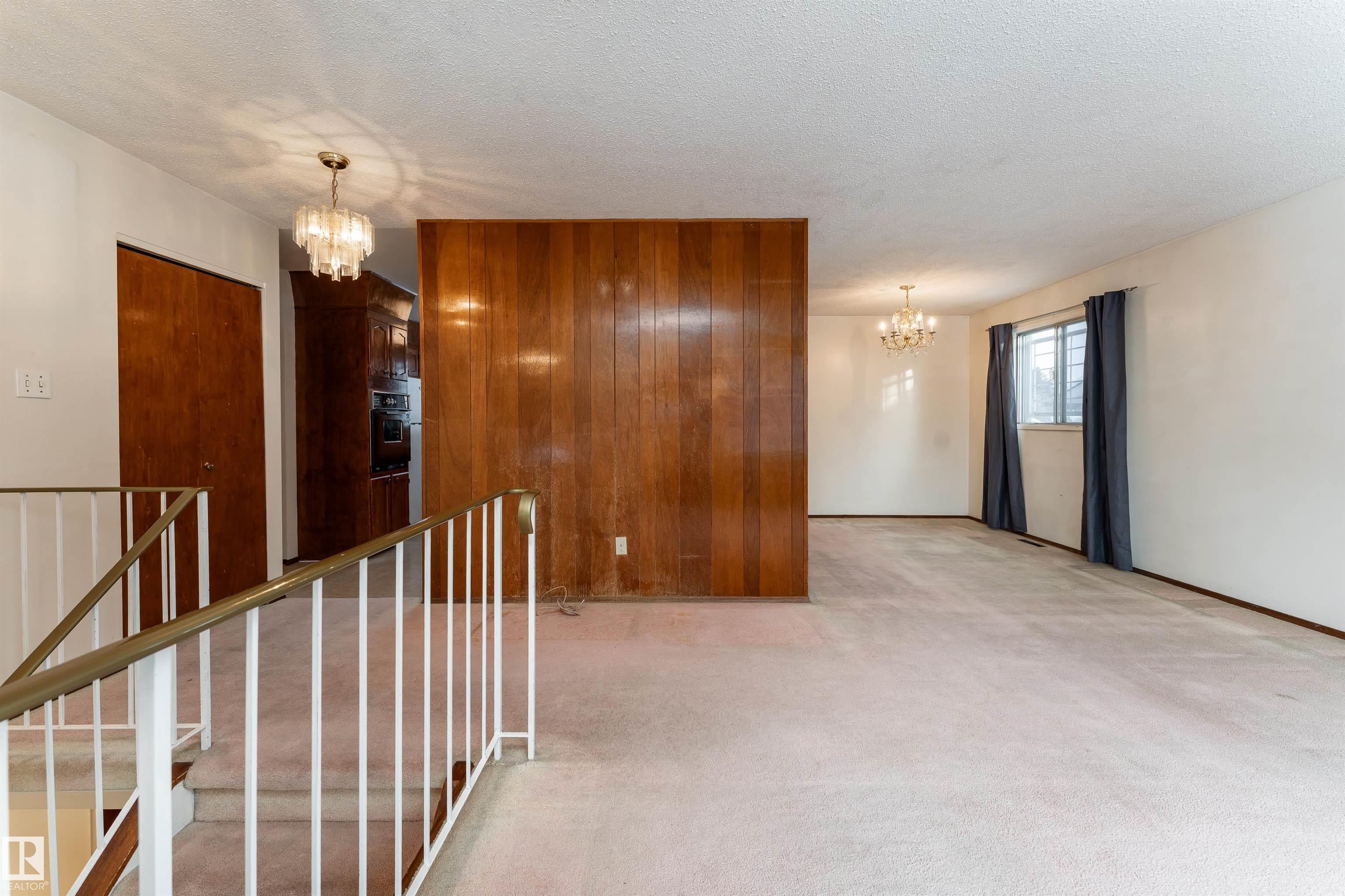 16728 98 Avenue NW, Glenwood, Edmonton