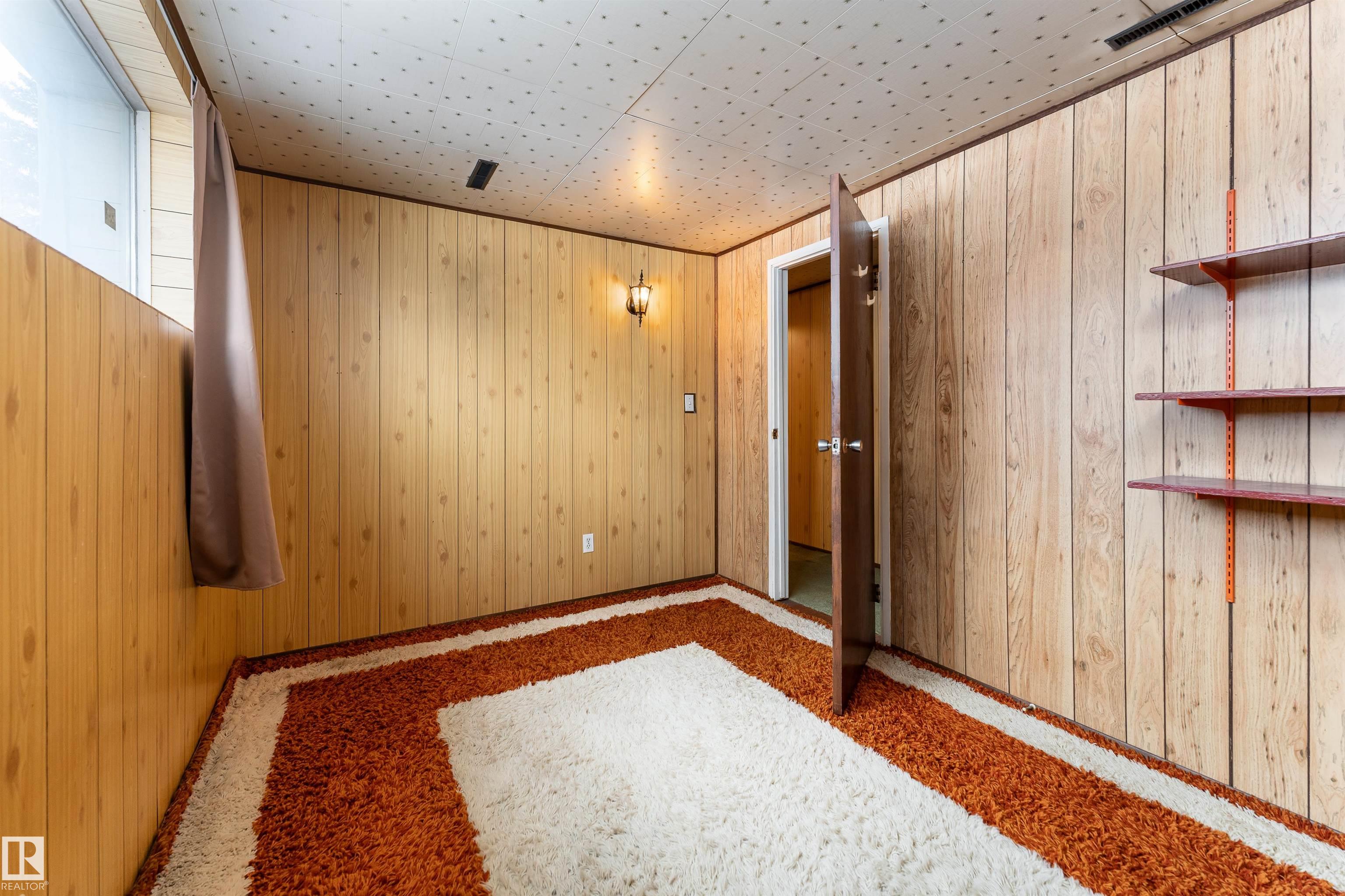 Photo 31 at 16728 98 Avenue NW, Glenwood, Edmonton