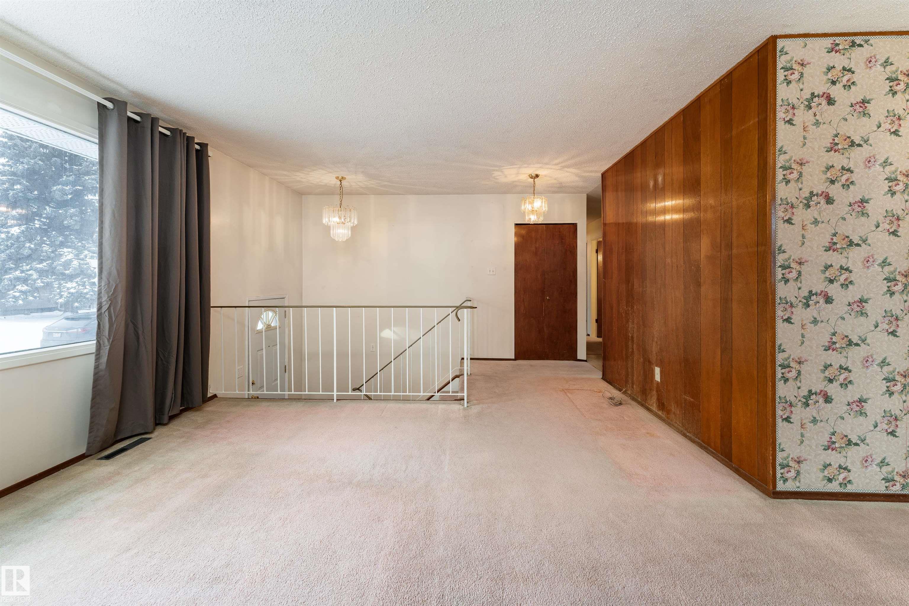 Photo 6 at 16728 98 Avenue NW, Glenwood, Edmonton