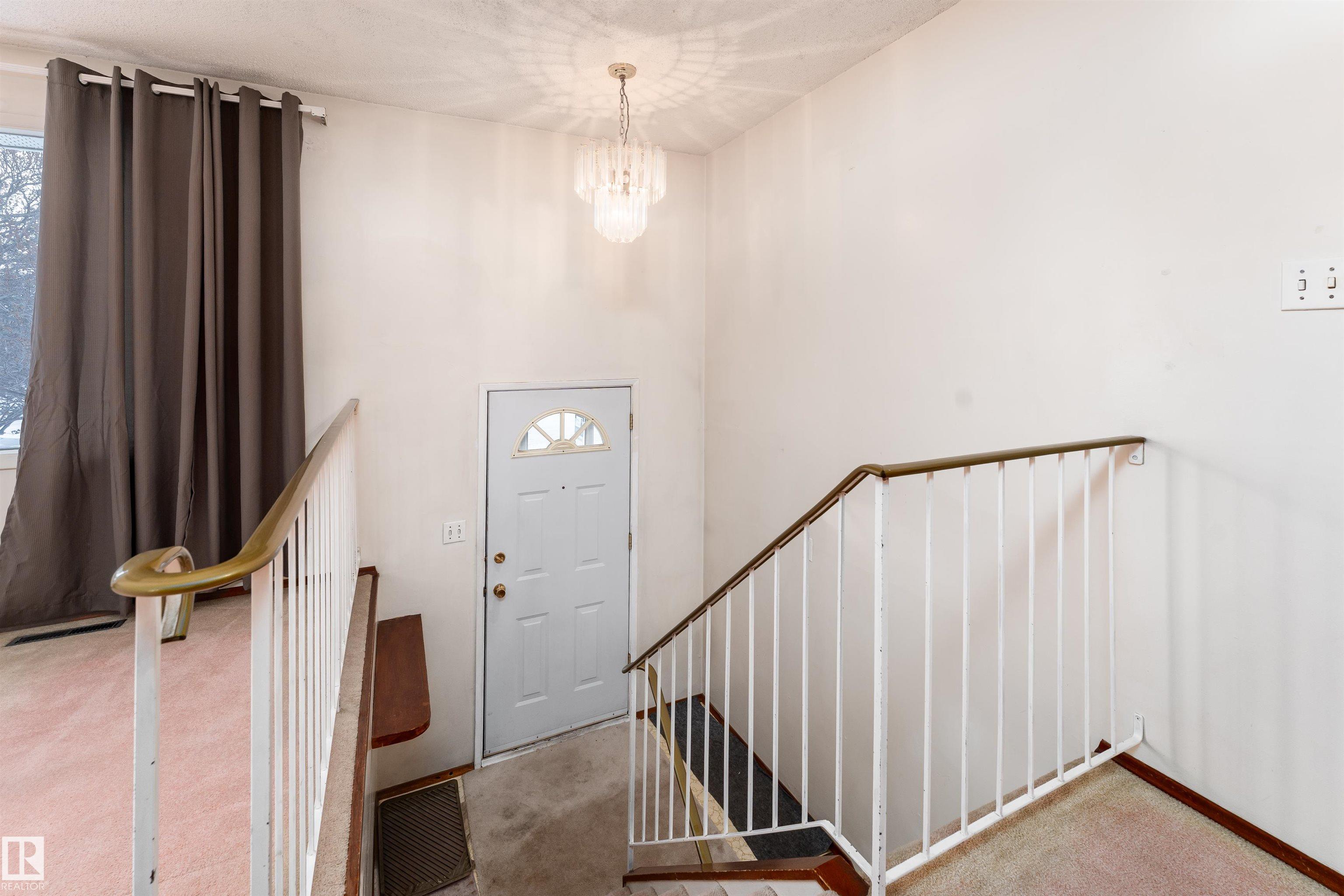 Photo 9 at 16728 98 Avenue NW, Glenwood, Edmonton