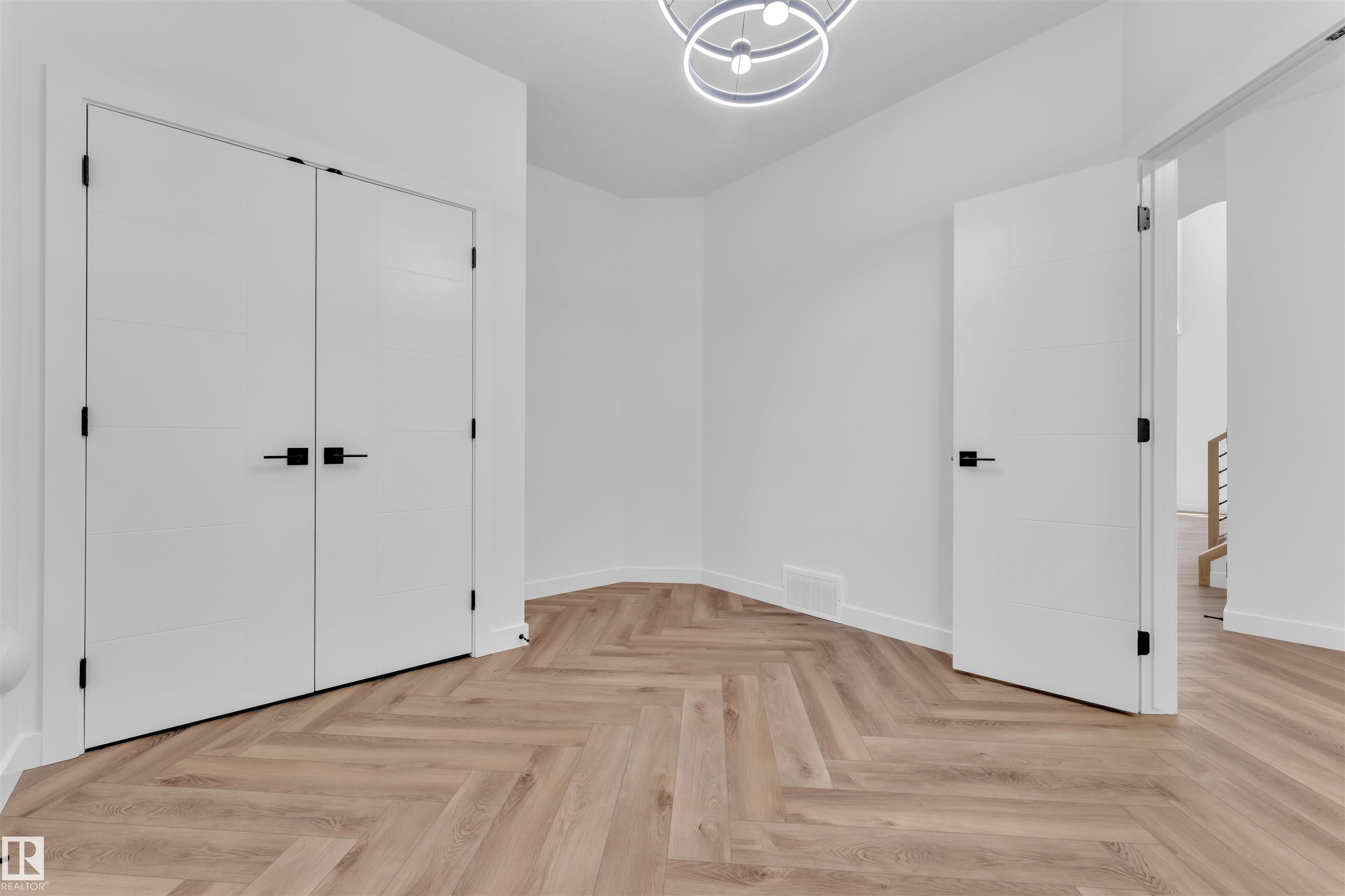 Photo 11 at 123 Lilac Close, Woodbend, Leduc