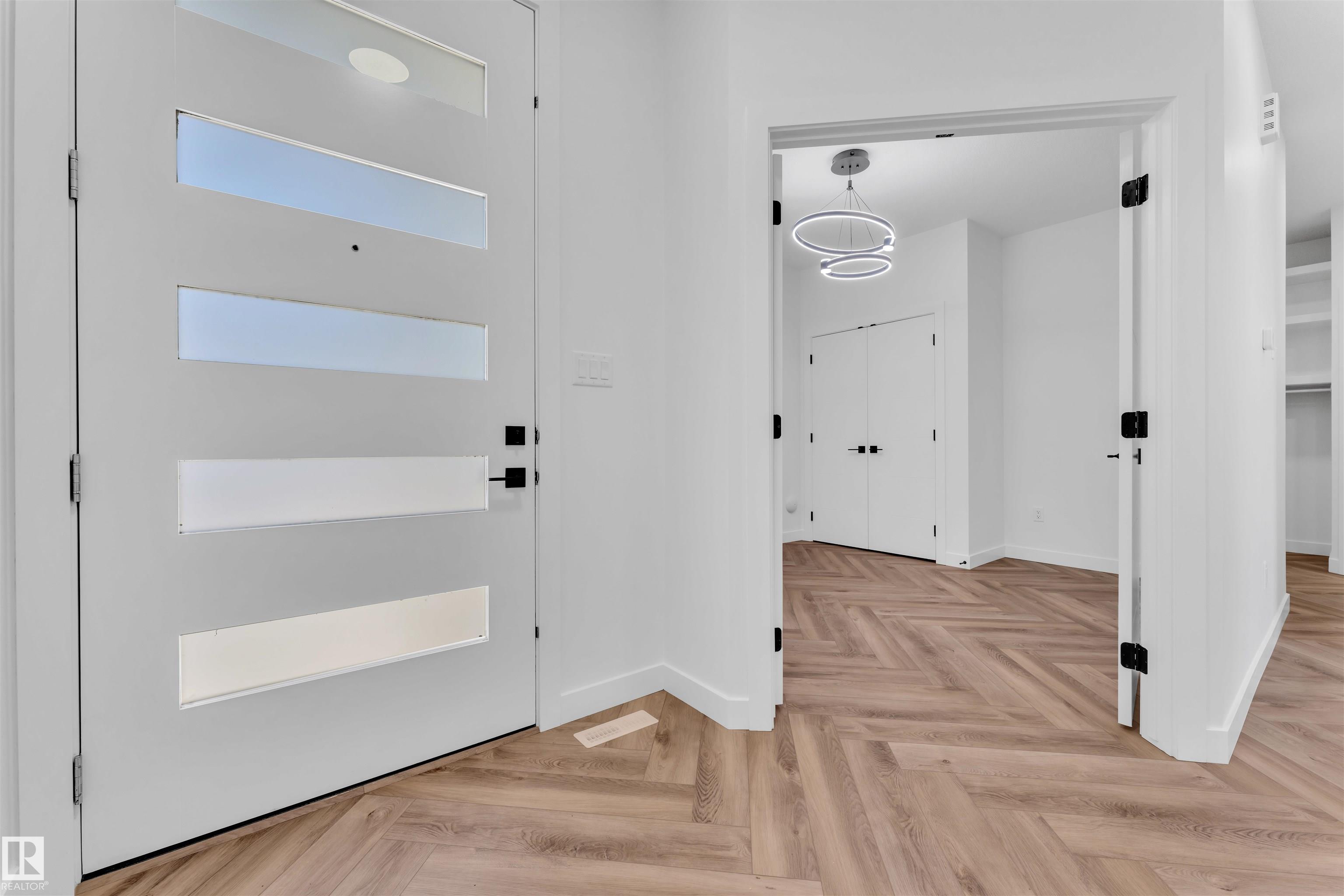 Photo 8 at 123 Lilac Close, Woodbend, Leduc