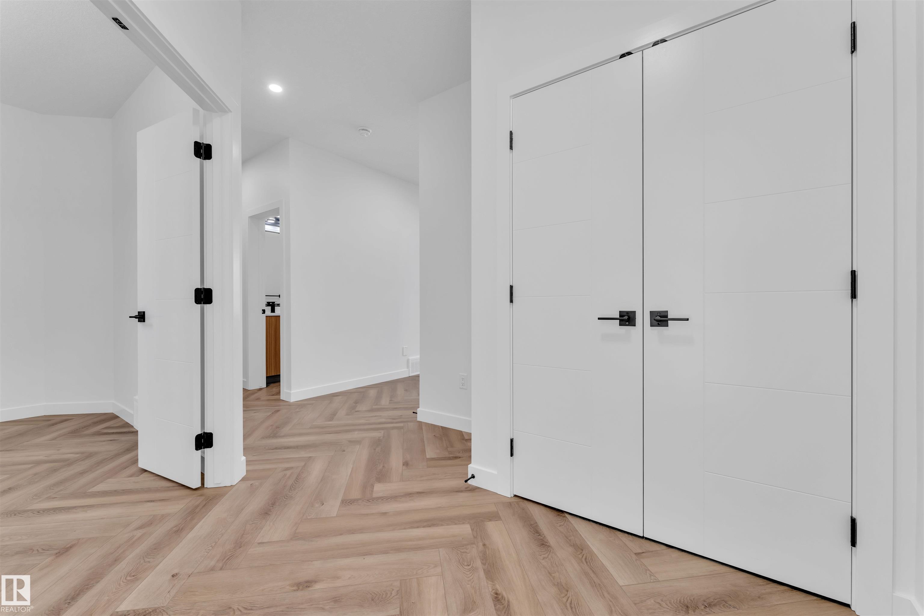 Photo 9 at 123 Lilac Close, Woodbend, Leduc