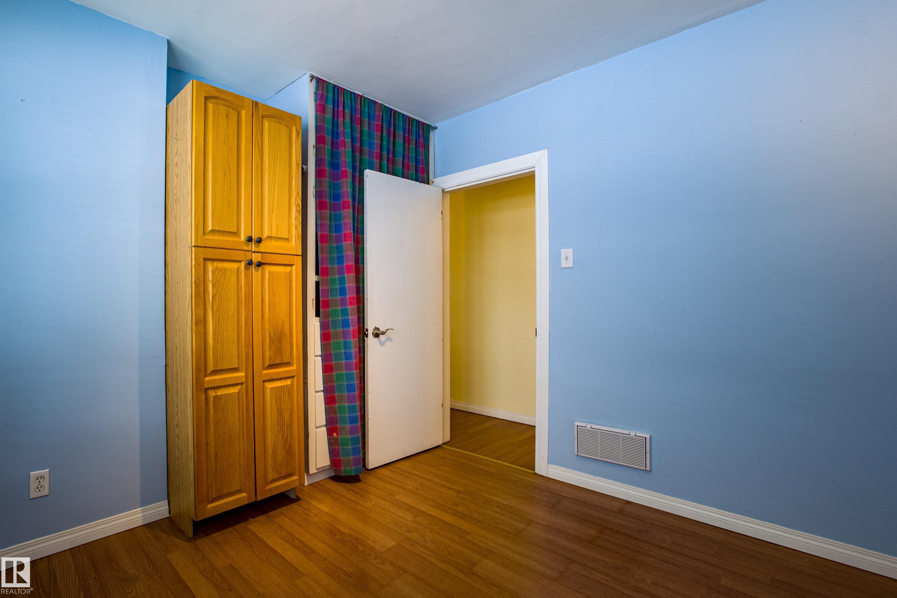 Photo 24 at 9228 124a Avenue NW, Delton, Edmonton