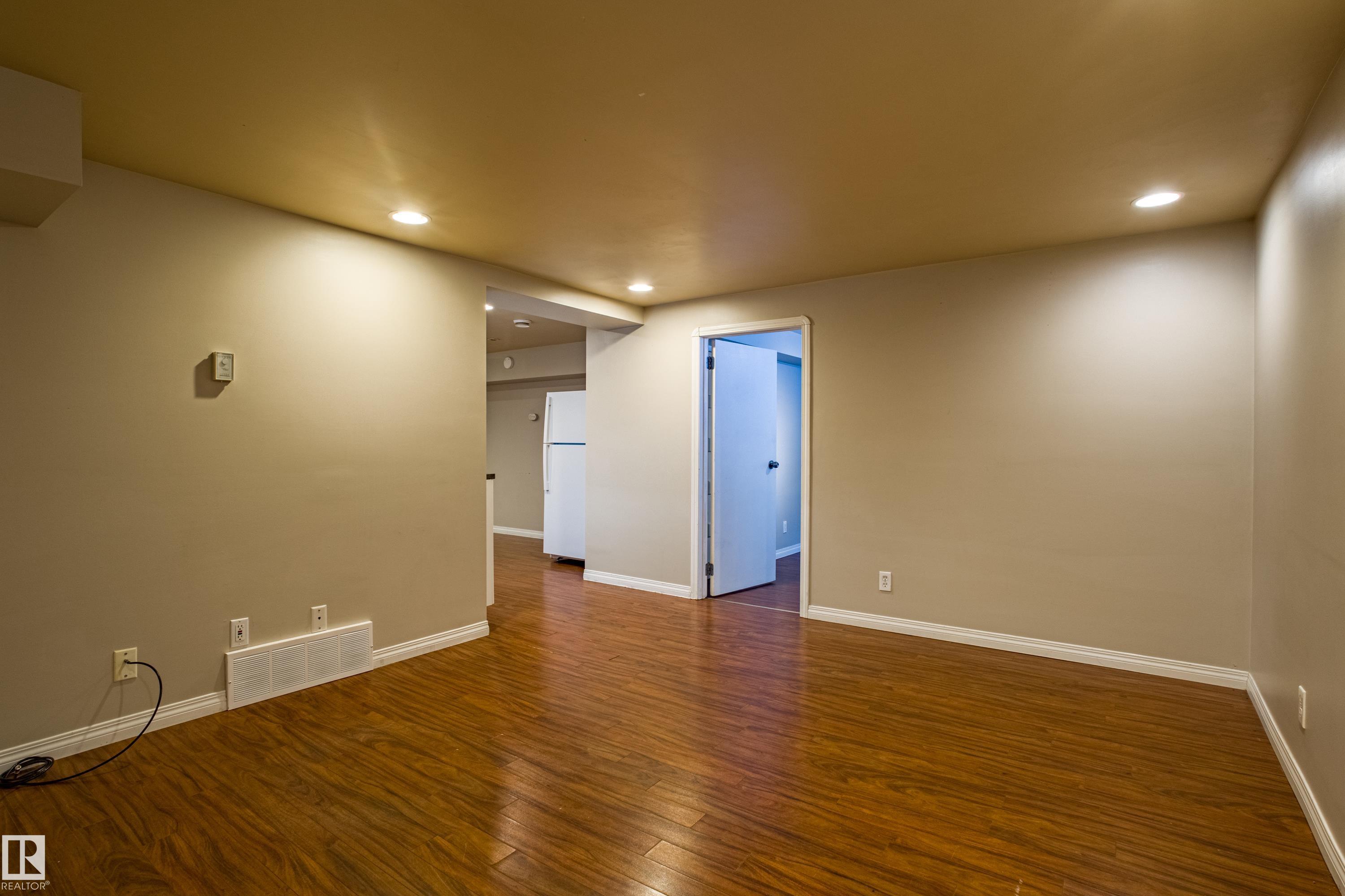 Photo 34 at 9228 124a Avenue NW, Delton, Edmonton