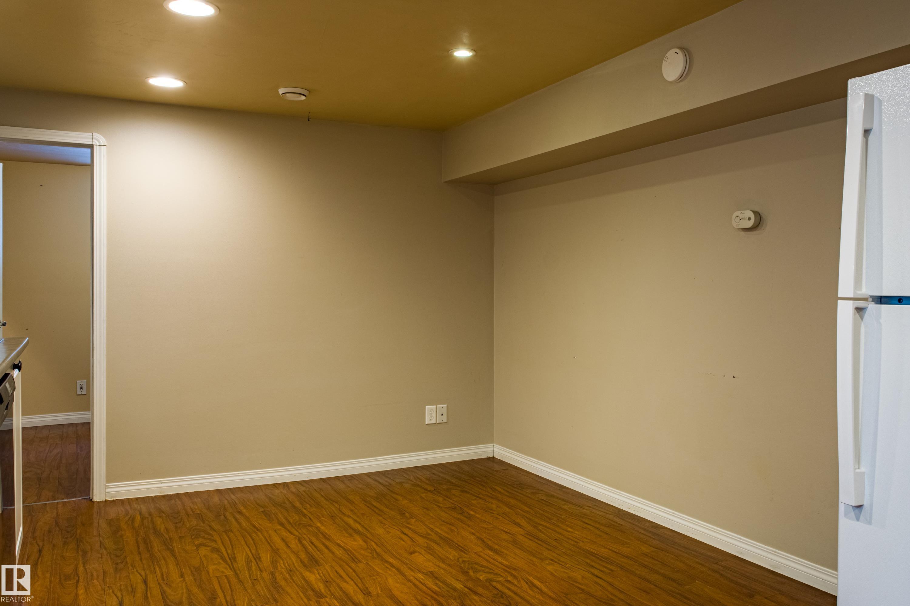 Photo 42 at 9228 124a Avenue NW, Delton, Edmonton