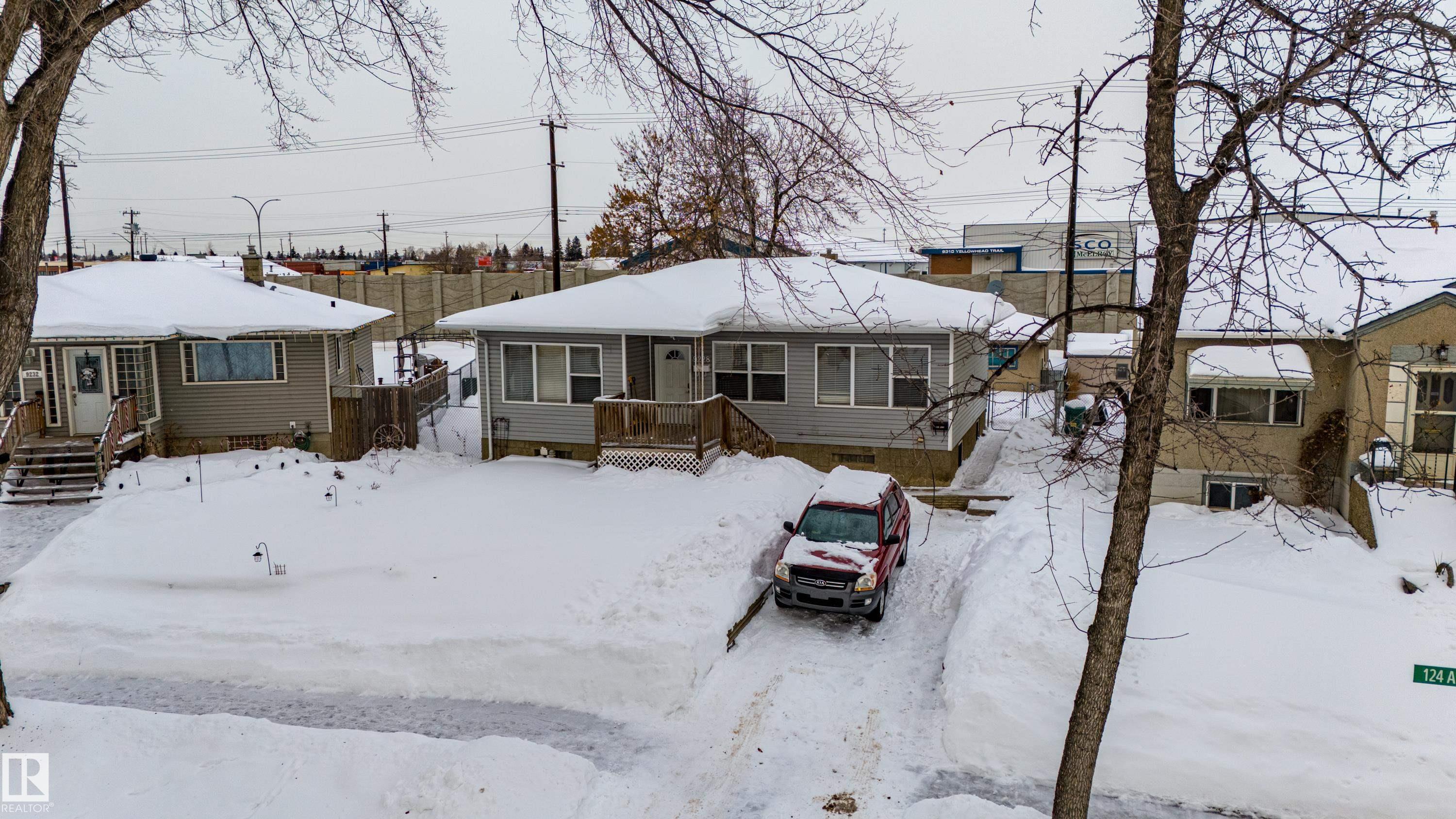 Photo 45 at 9228 124a Avenue NW, Delton, Edmonton