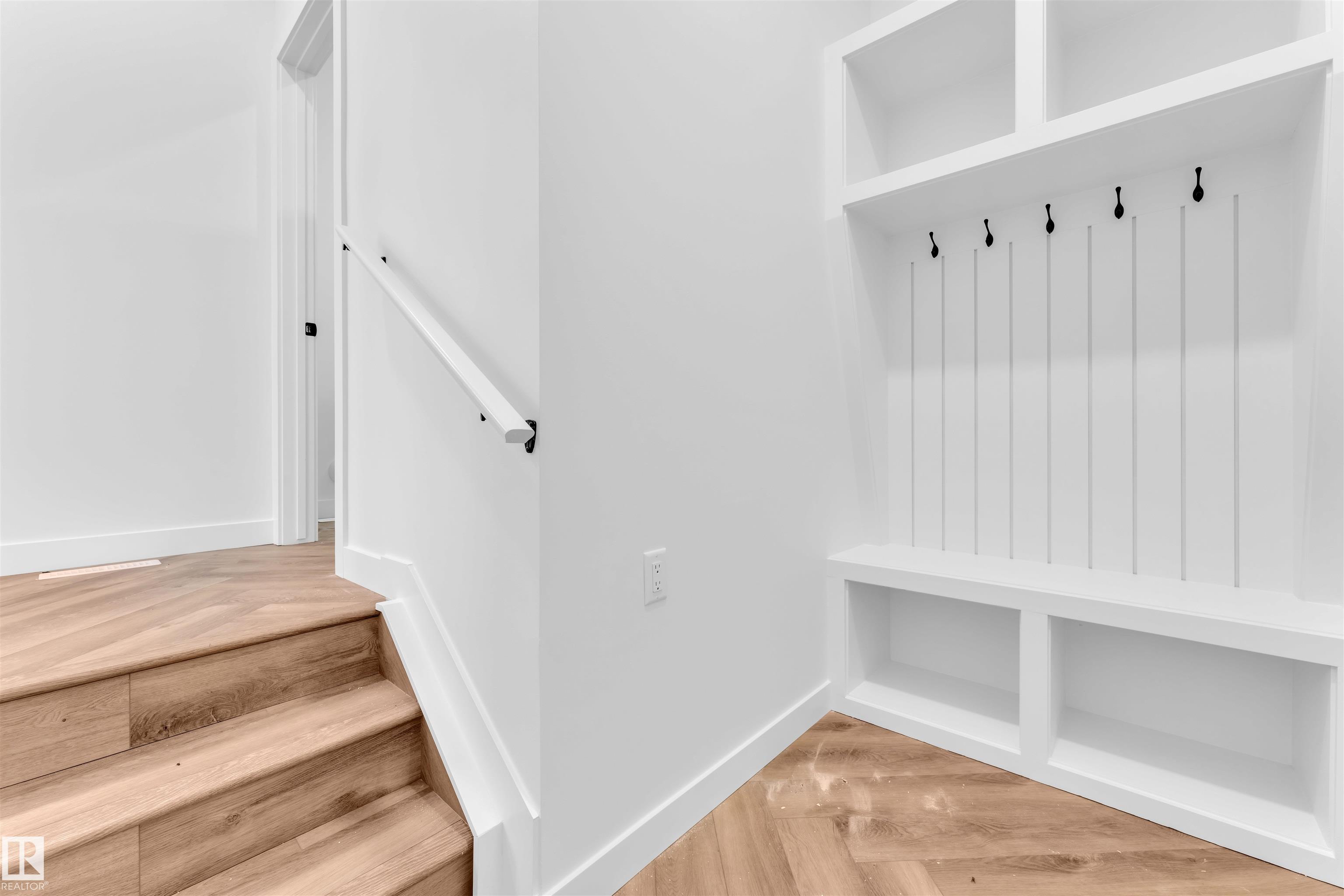 Photo 15 at 121 Lilac Close, Woodbend, Leduc