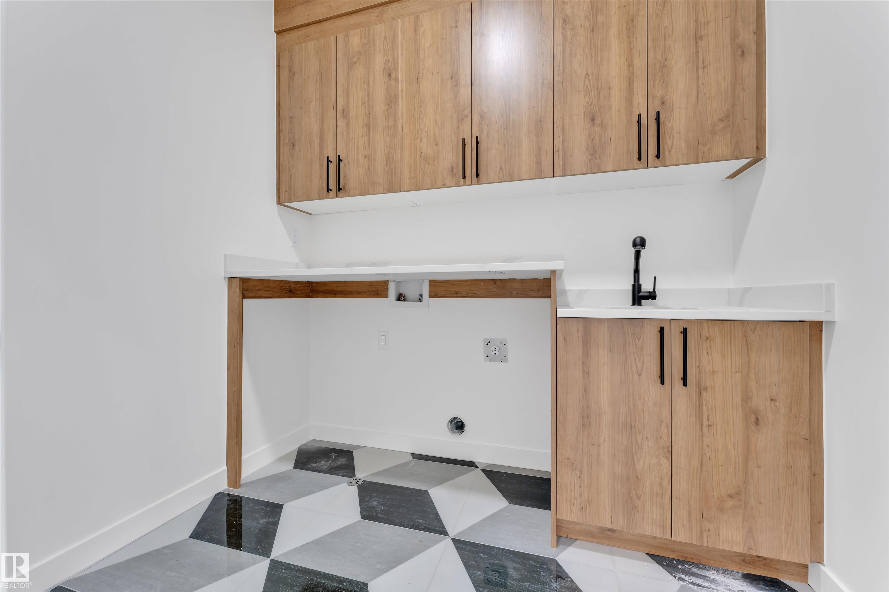 Photo 40 at 121 Lilac Close, Woodbend, Leduc