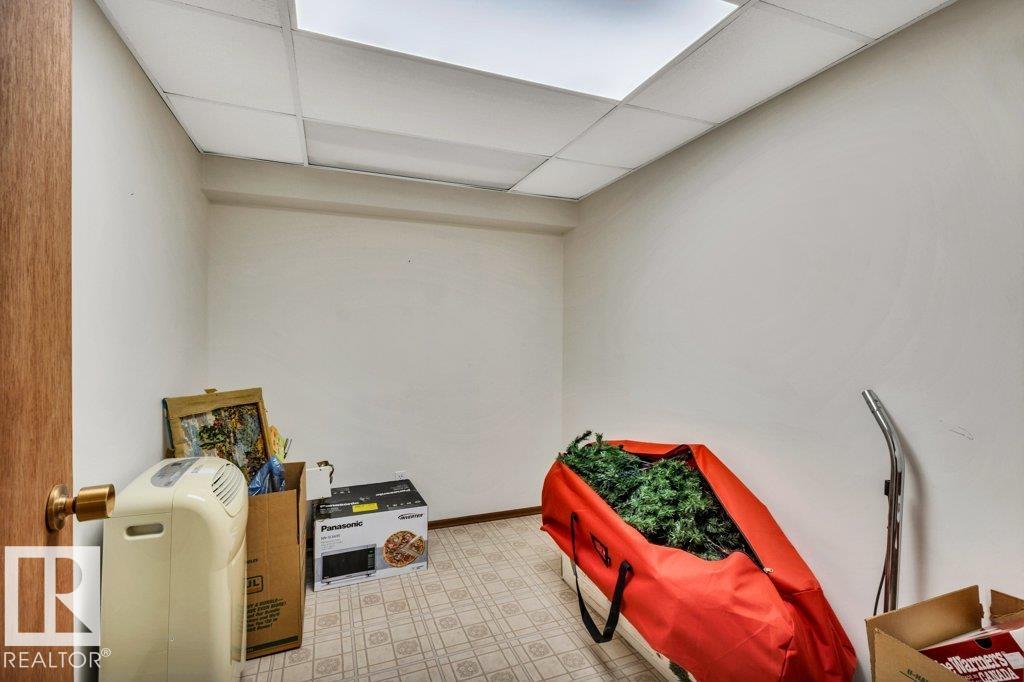 Photo 34 at 8146 27 Avenue NW, Meyonohk, Edmonton