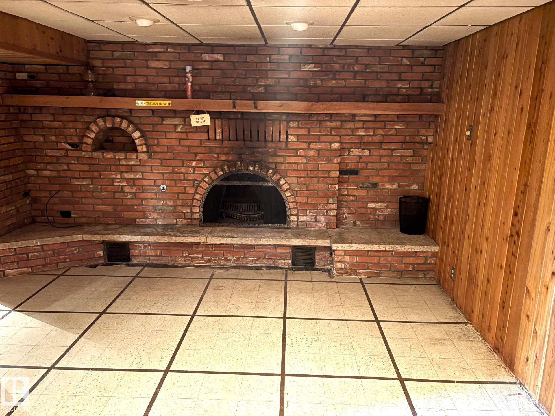 Photo 12 at 7524 95 Avenue NW, Holyrood, Edmonton