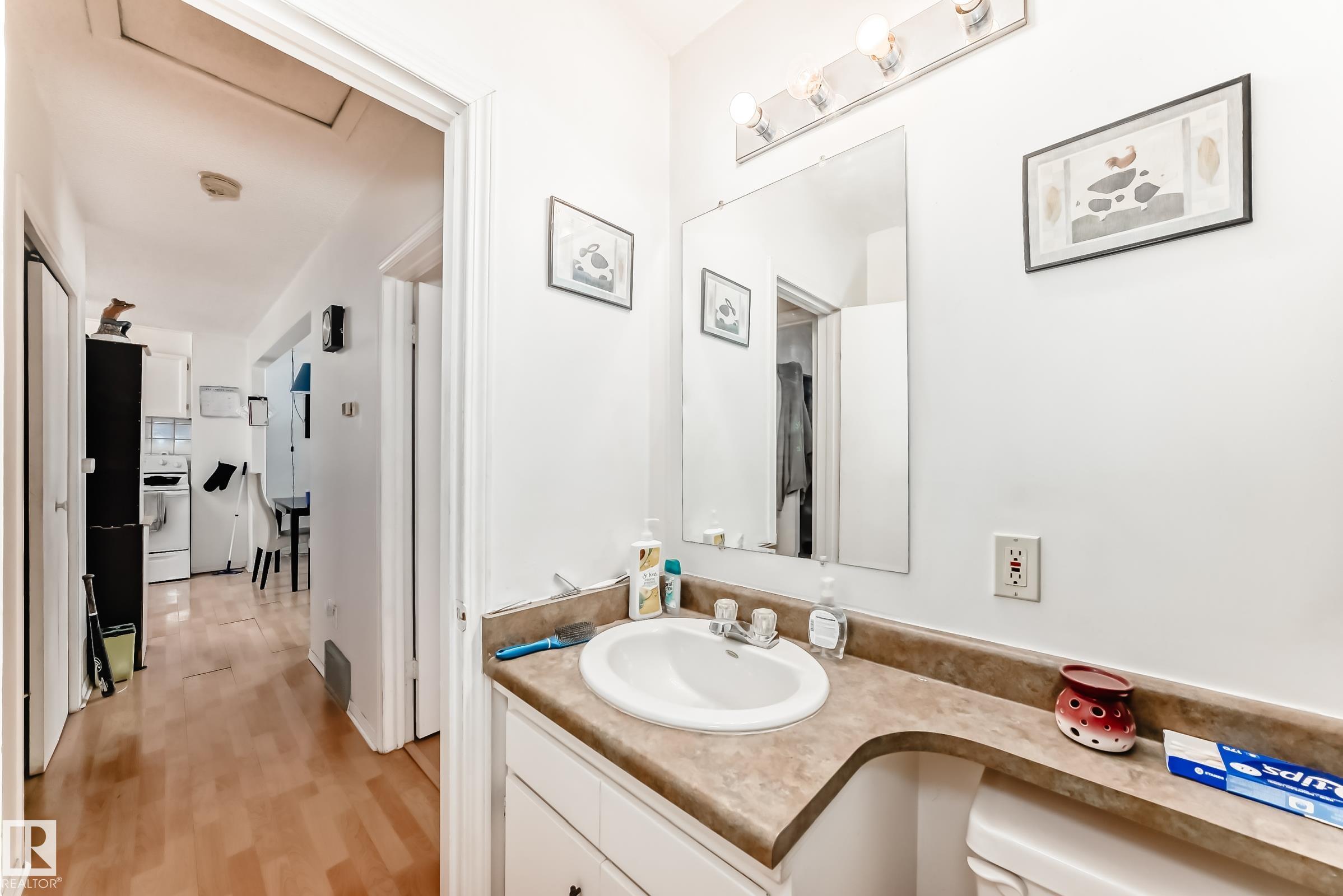 Photo 20 at 15515 92a Avenue NW, Sherwood, Edmonton