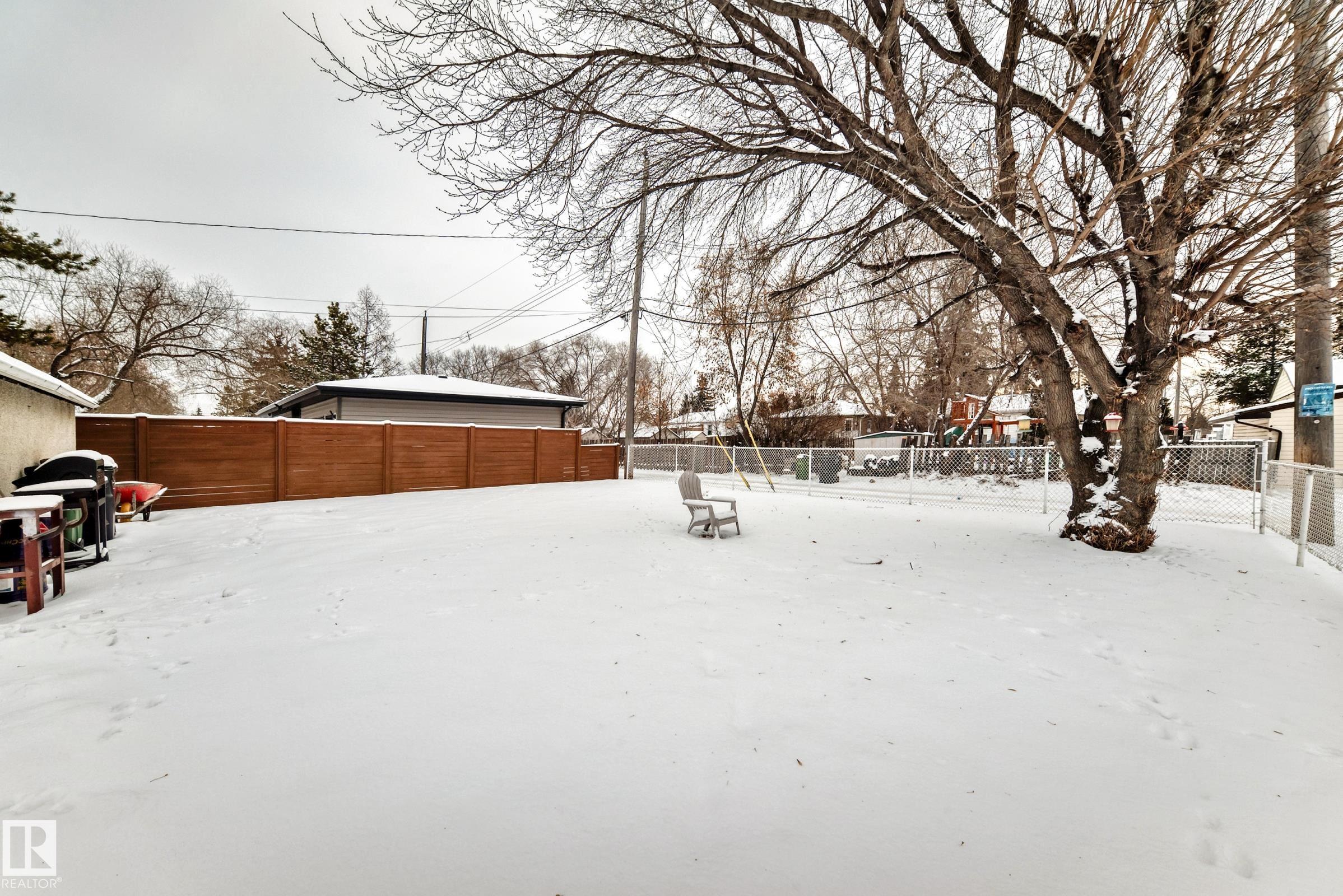 Photo 36 at 15515 92a Avenue NW, Sherwood, Edmonton