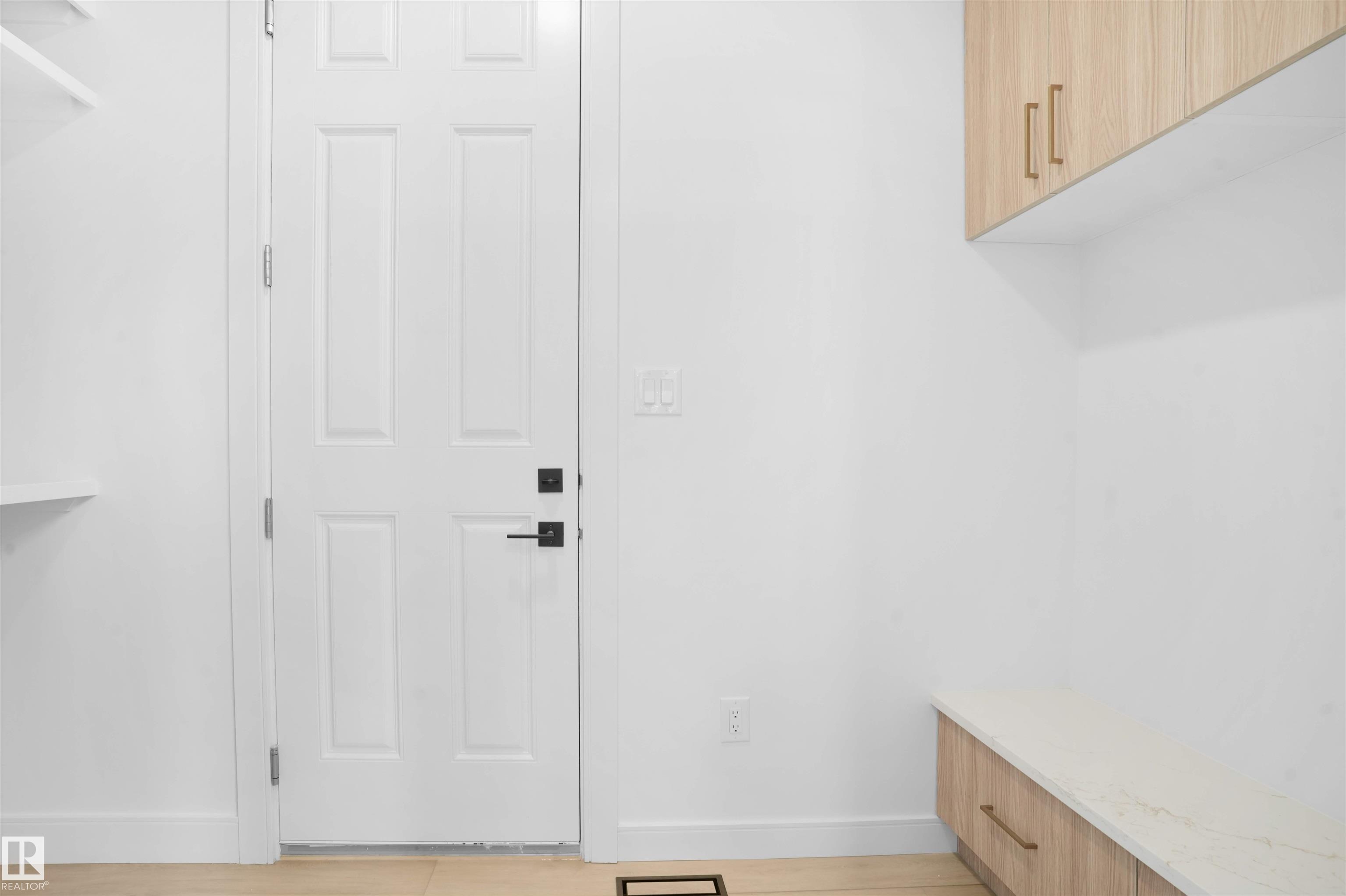 Photo 22 at 22139 81 Avenue NW, Rosenthal, Edmonton