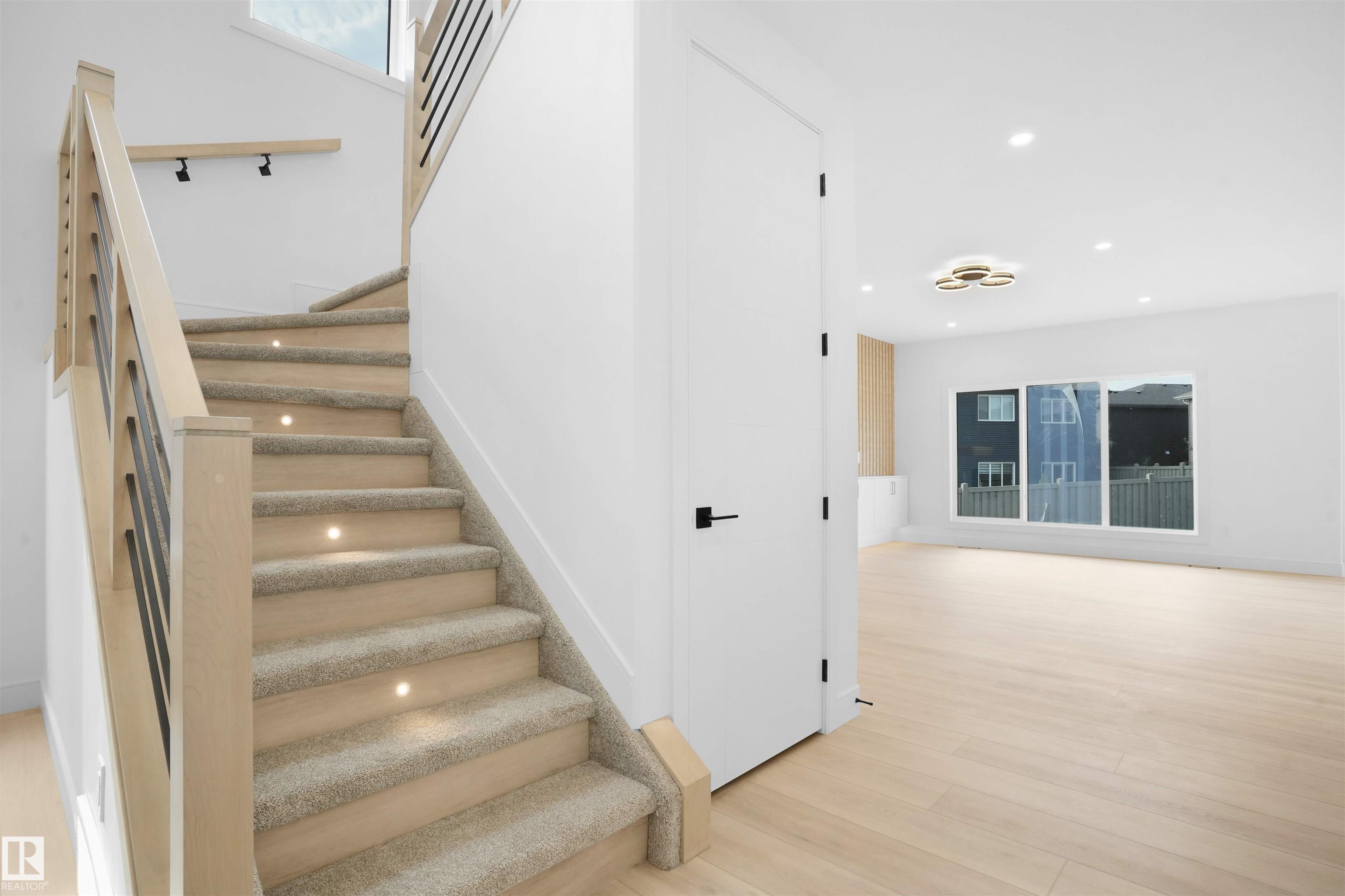 Photo 23 at 22139 81 Avenue NW, Rosenthal, Edmonton