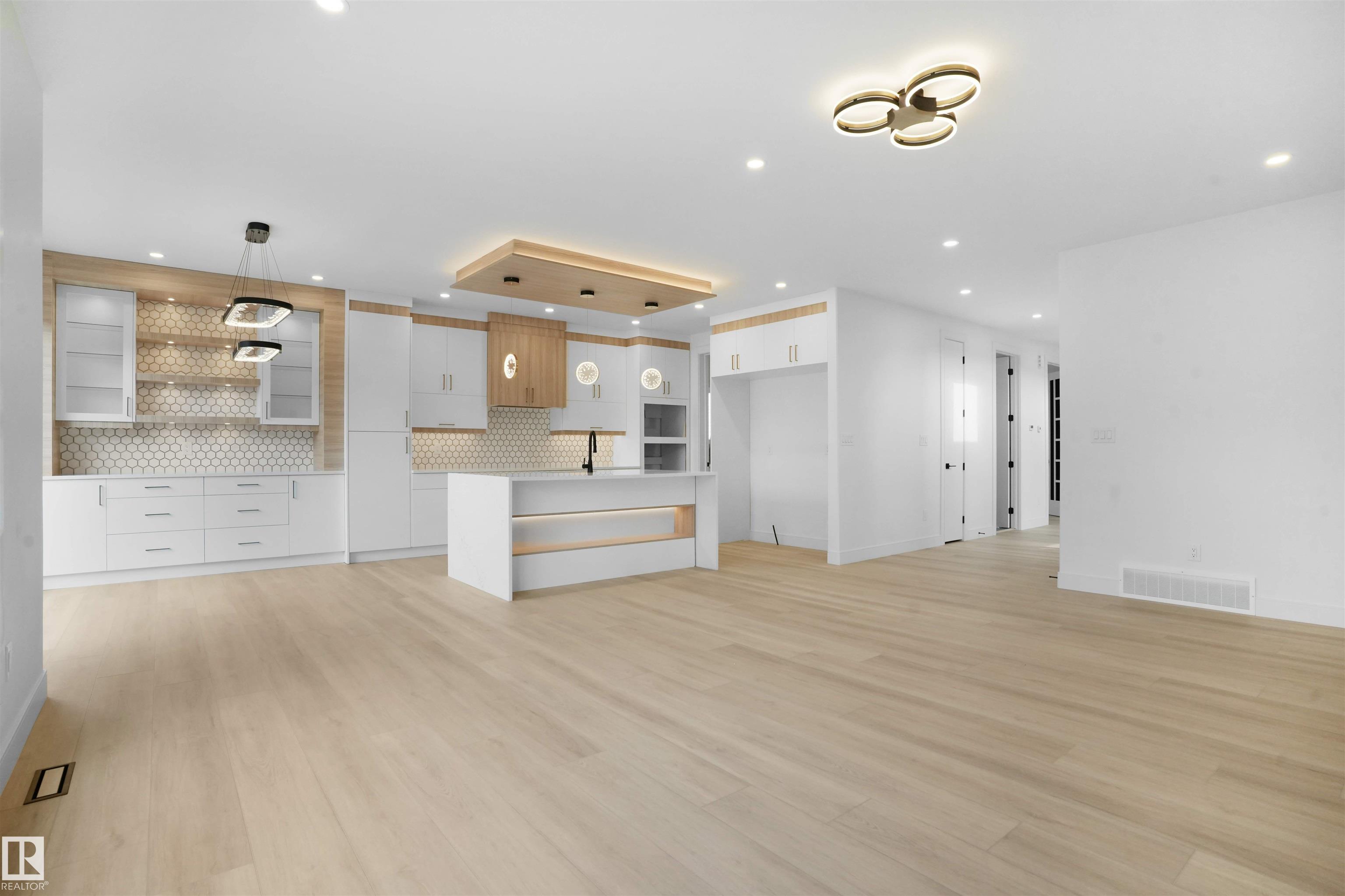 Photo 27 at 22139 81 Avenue NW, Rosenthal, Edmonton