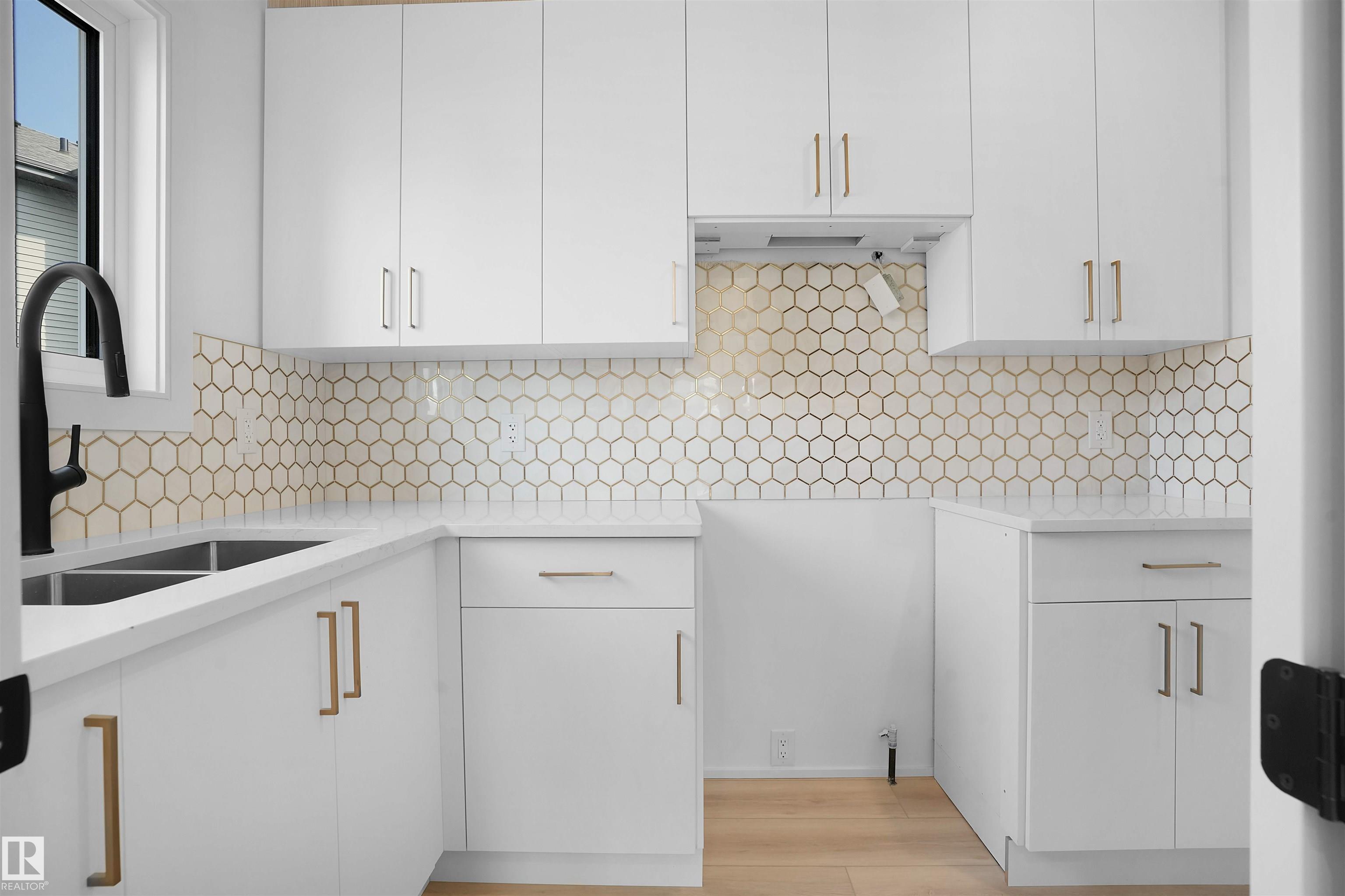 Photo 34 at 22139 81 Avenue NW, Rosenthal, Edmonton