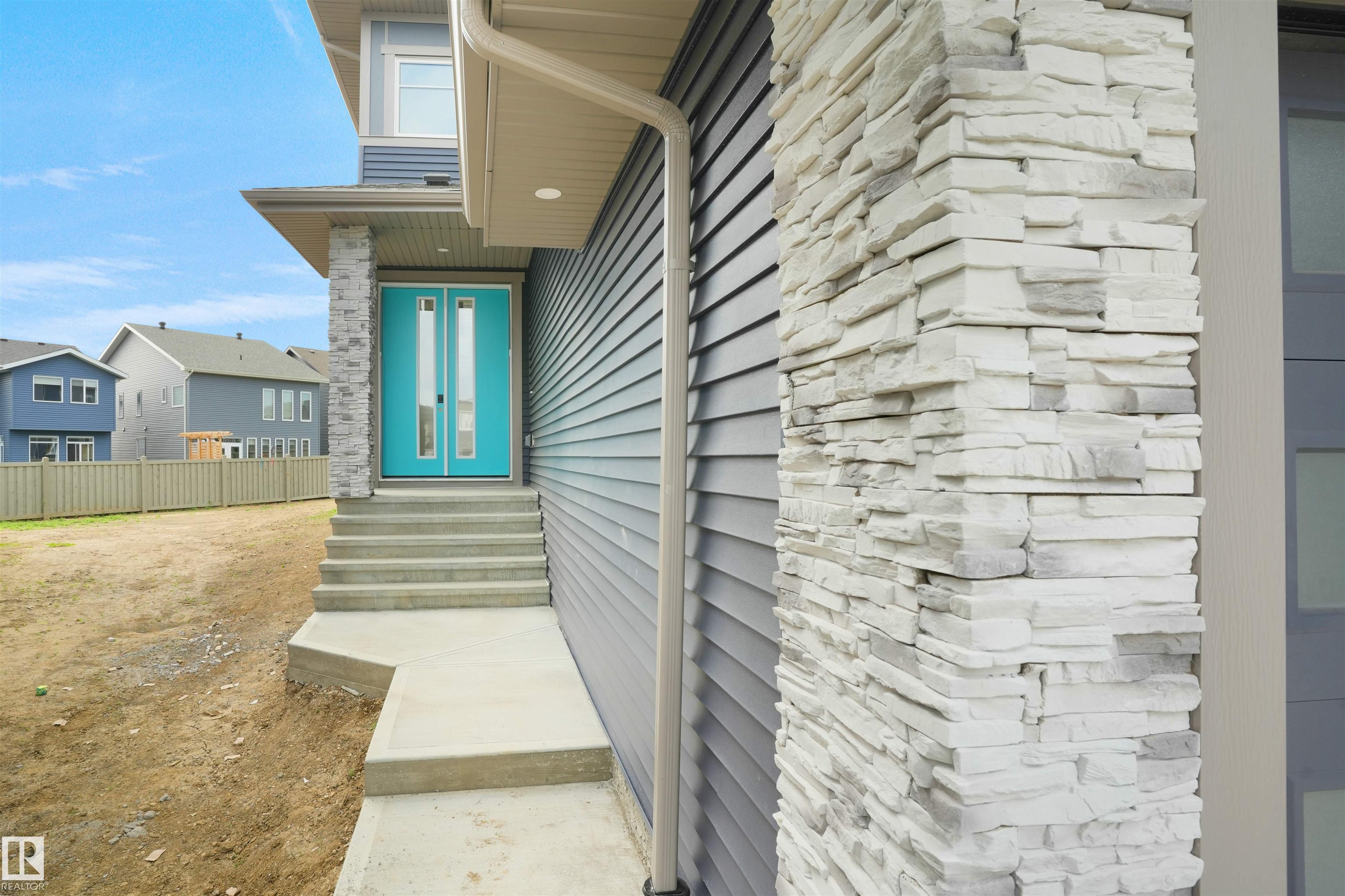 Photo 9 at 22139 81 Avenue NW, Rosenthal, Edmonton