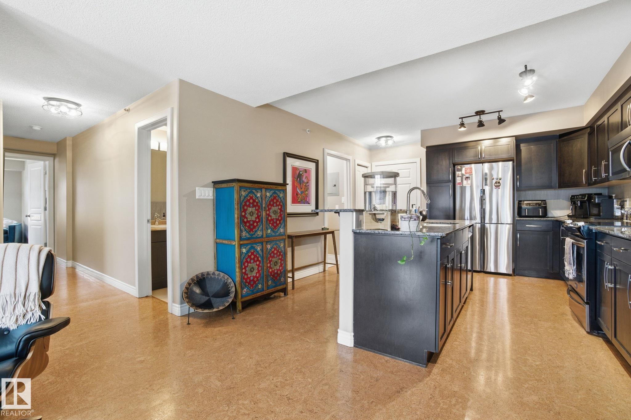 Photo 9 at 301 - 9603 98 Avenue NW, Cloverdale, Edmonton