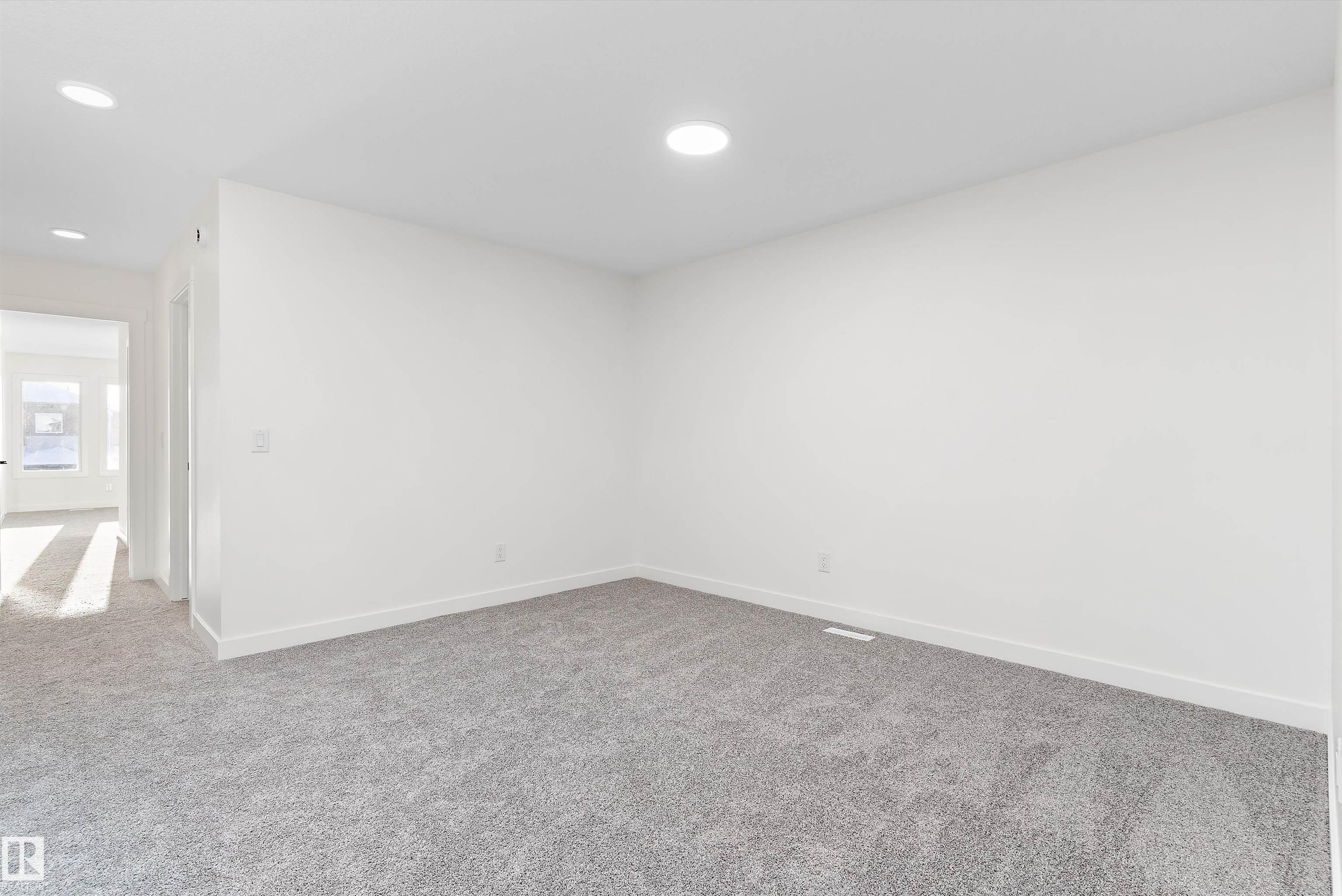 Photo 32 at 20720 43 Avenue NW, Edgemont, Edmonton