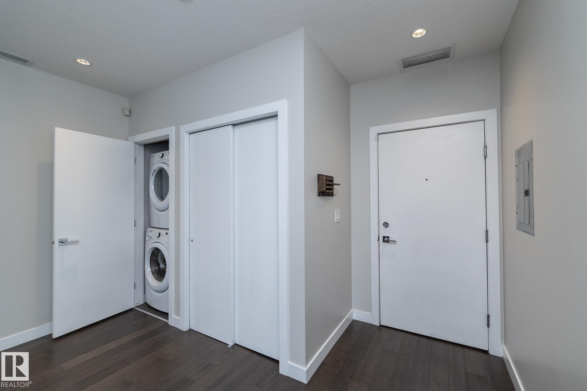 1201 - 10238 103 Street NW, Downtown, Edmonton