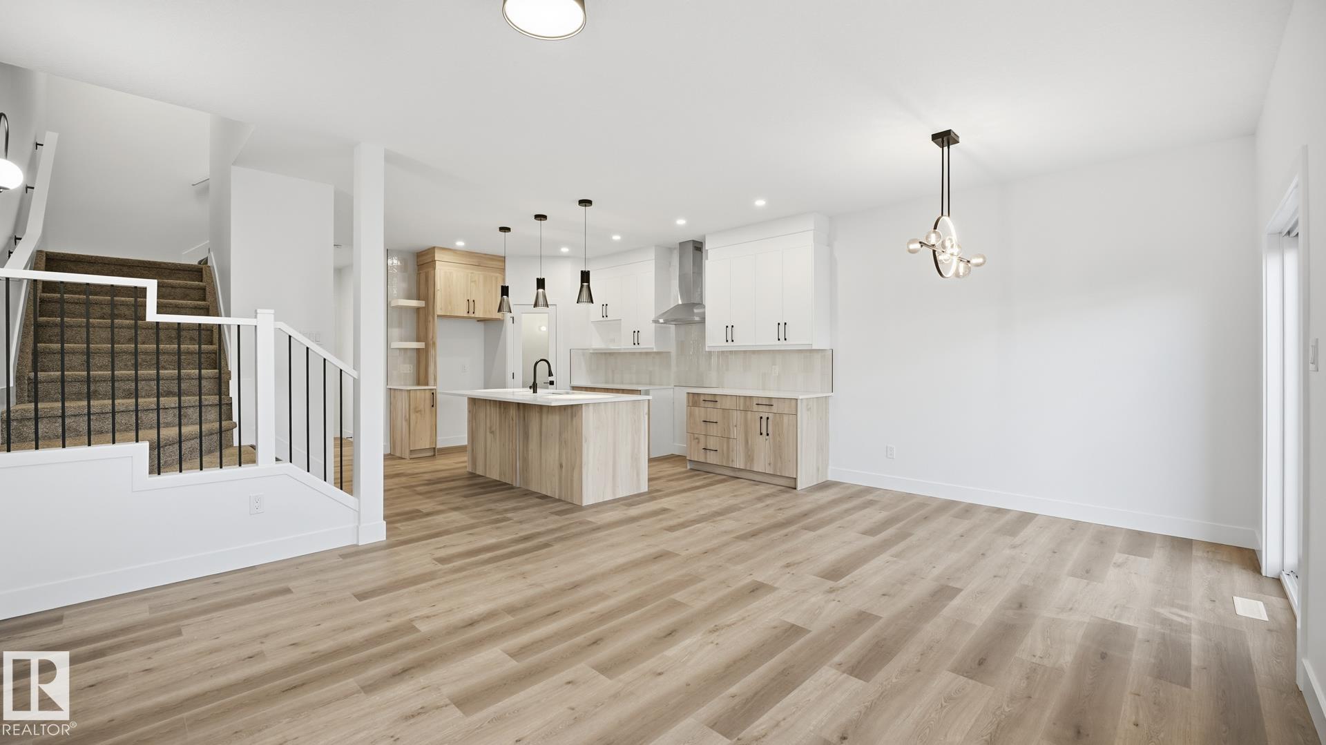 Photo 6 at 108 Spring Link, Copperhaven, Spruce Grove