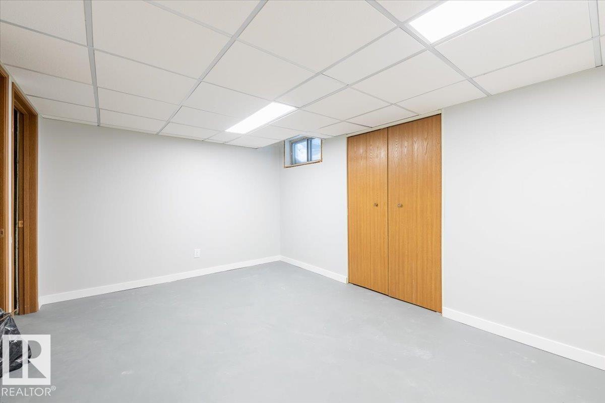 Photo 27 at 17808 76 Avenue NW, Lymburn, Edmonton