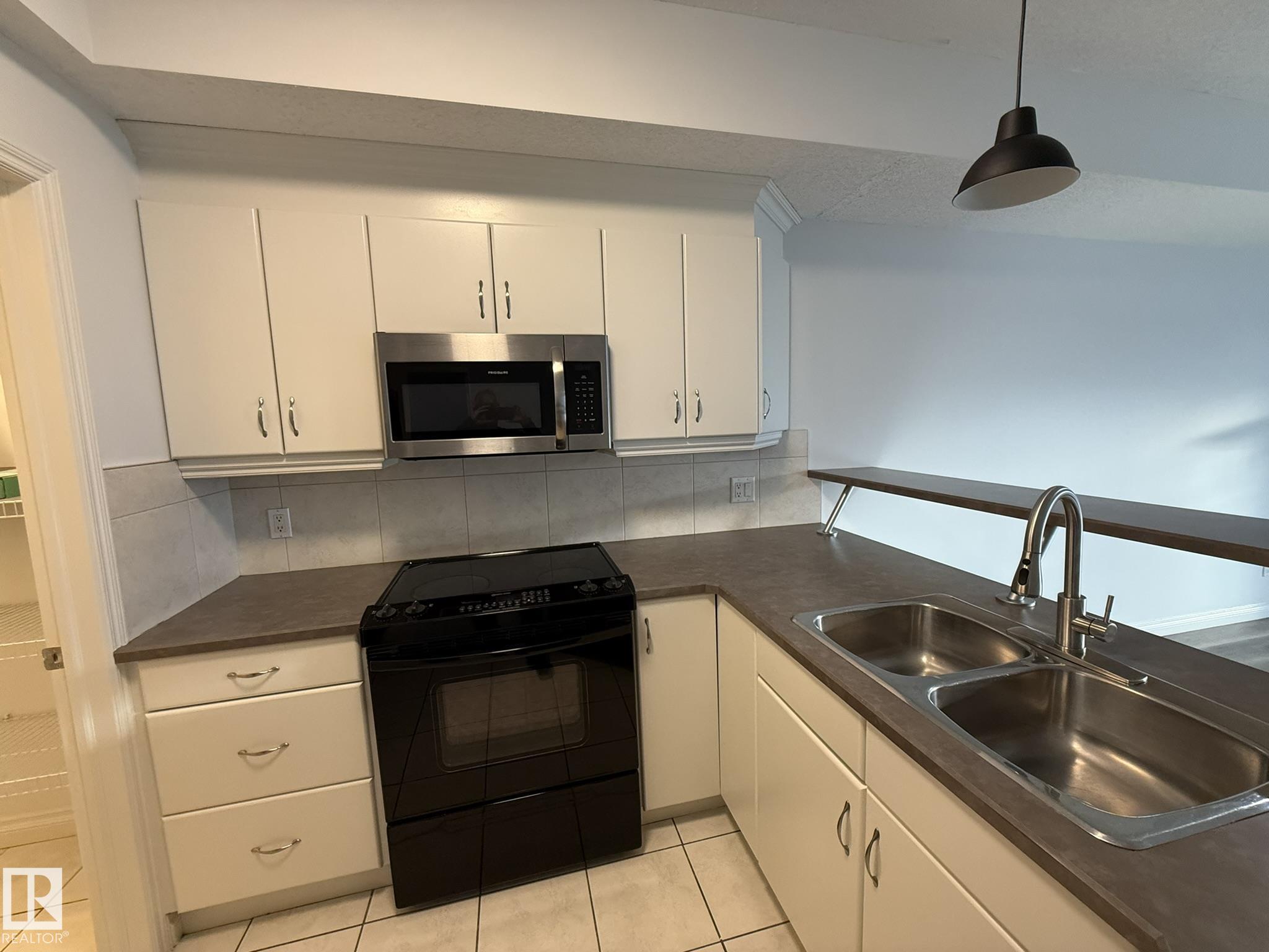 304 - 9803 96a Street NW, Cloverdale, Edmonton