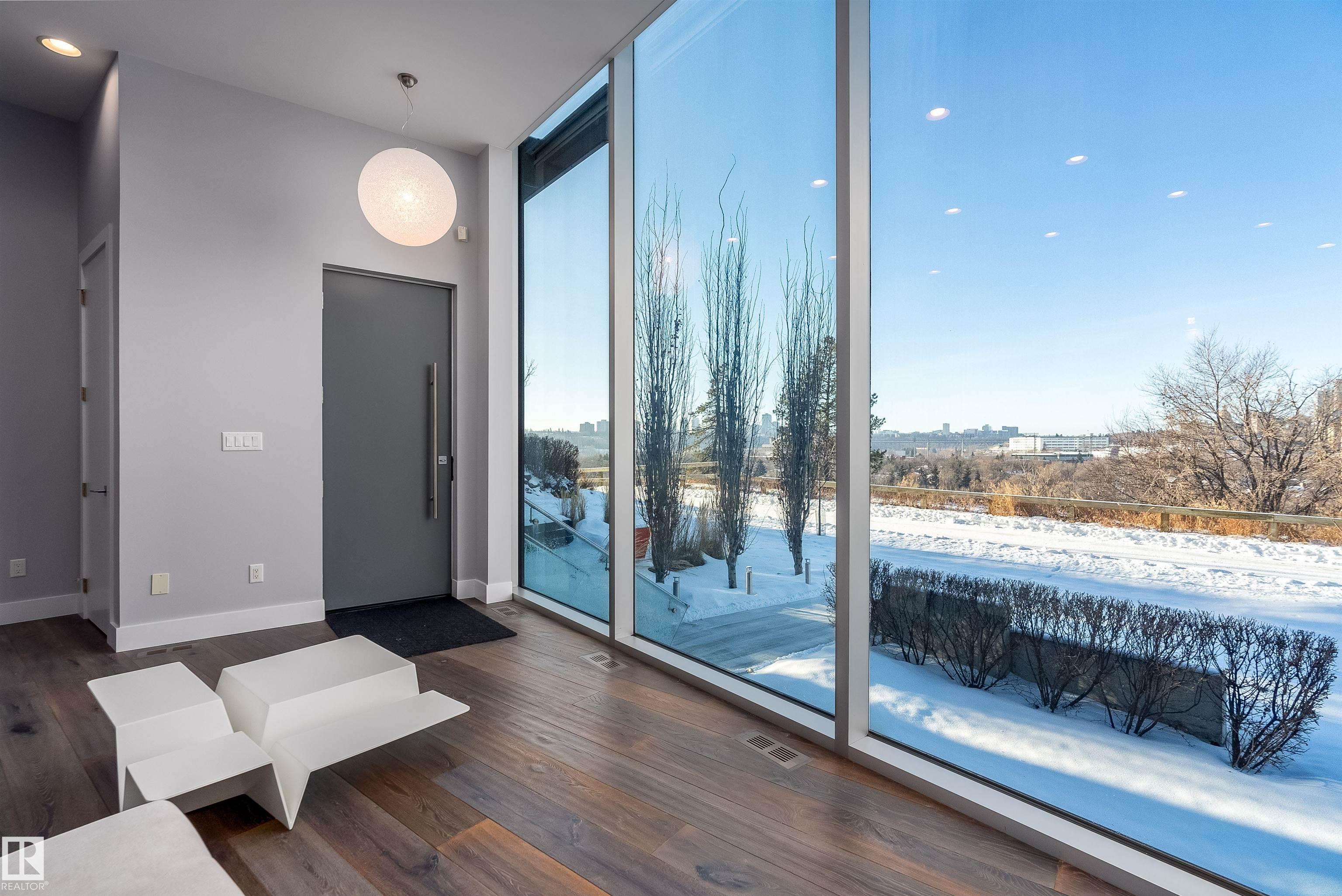 9509 99b Street NW, Strathcona, Edmonton